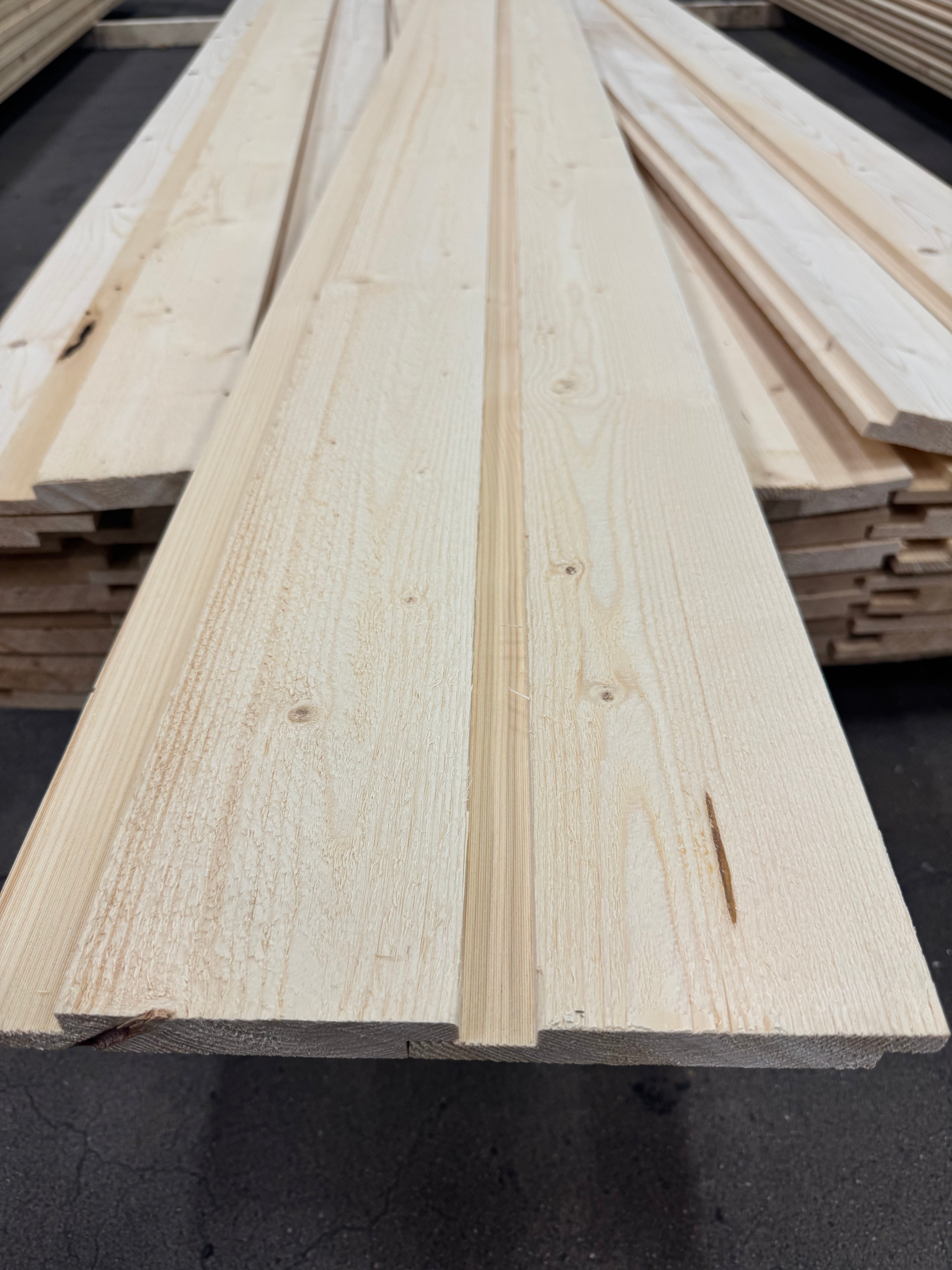 Paket Ytterpanel 22x145mm 66st 4.20m