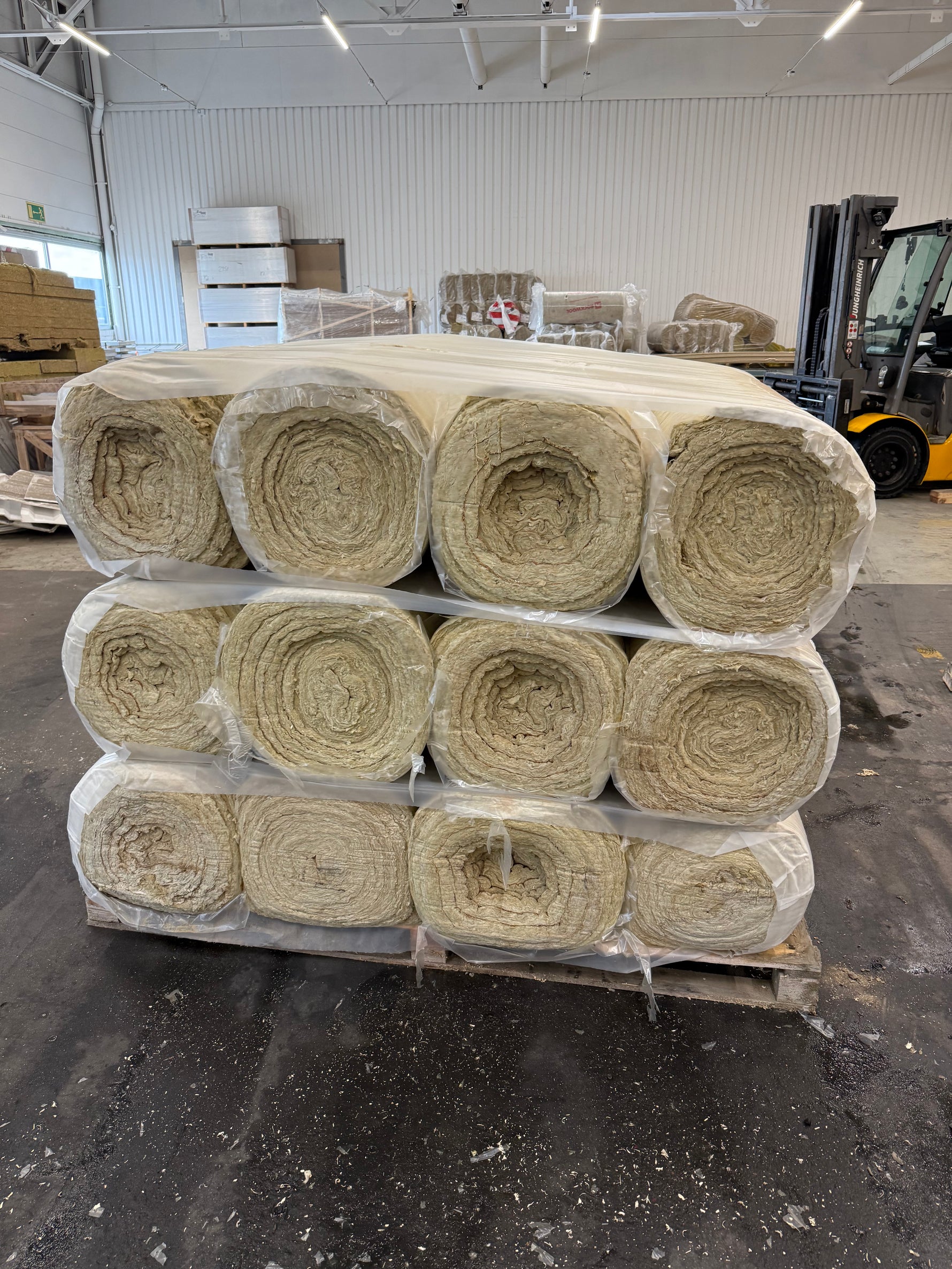 Paroc UNM 37zp Isoleringsrulle 50mm – 9,6 m²/rulle- Säljs per styck