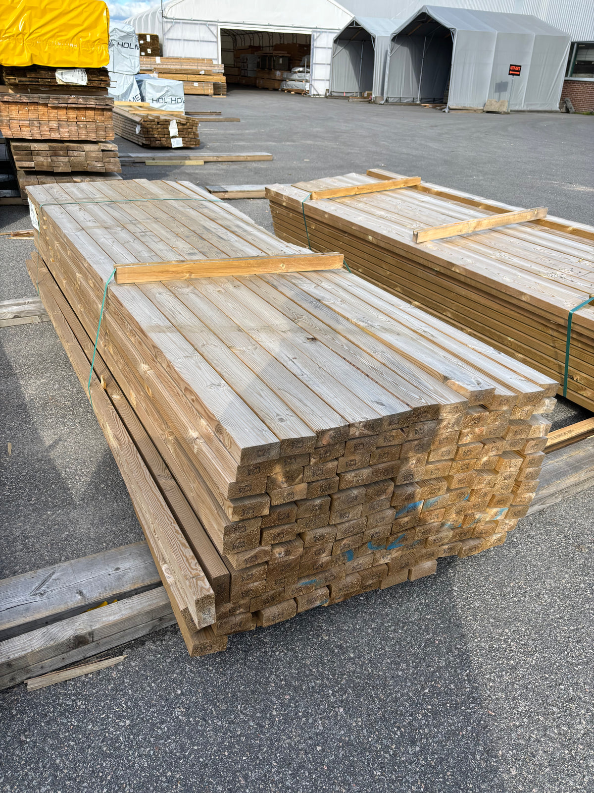 Paket Tryckimpregnerade Reglar 45x95mm 3,30m NTR AB C24 132st