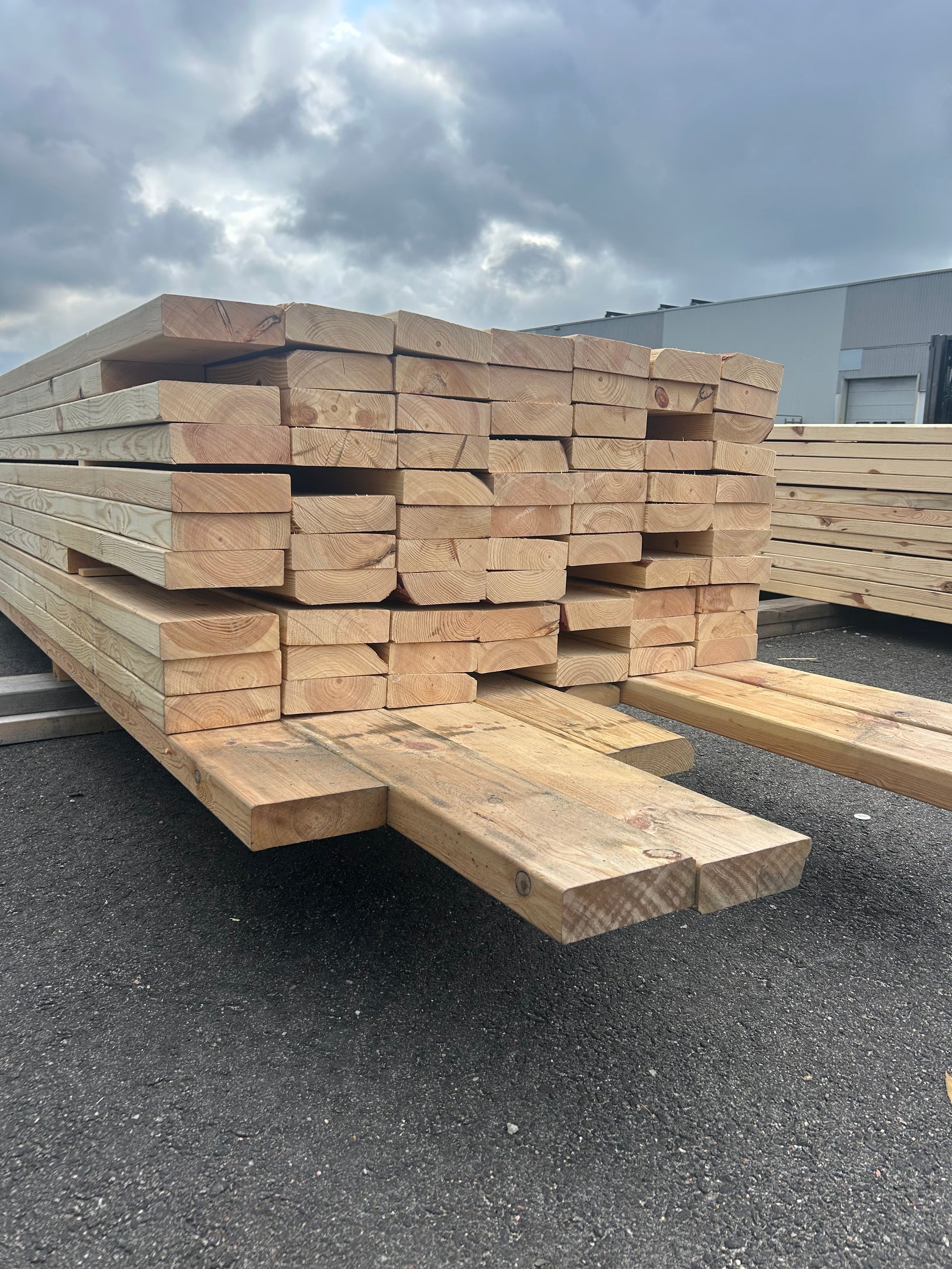 Paket Reglar 45x145mm 2,70-4,20m 84st