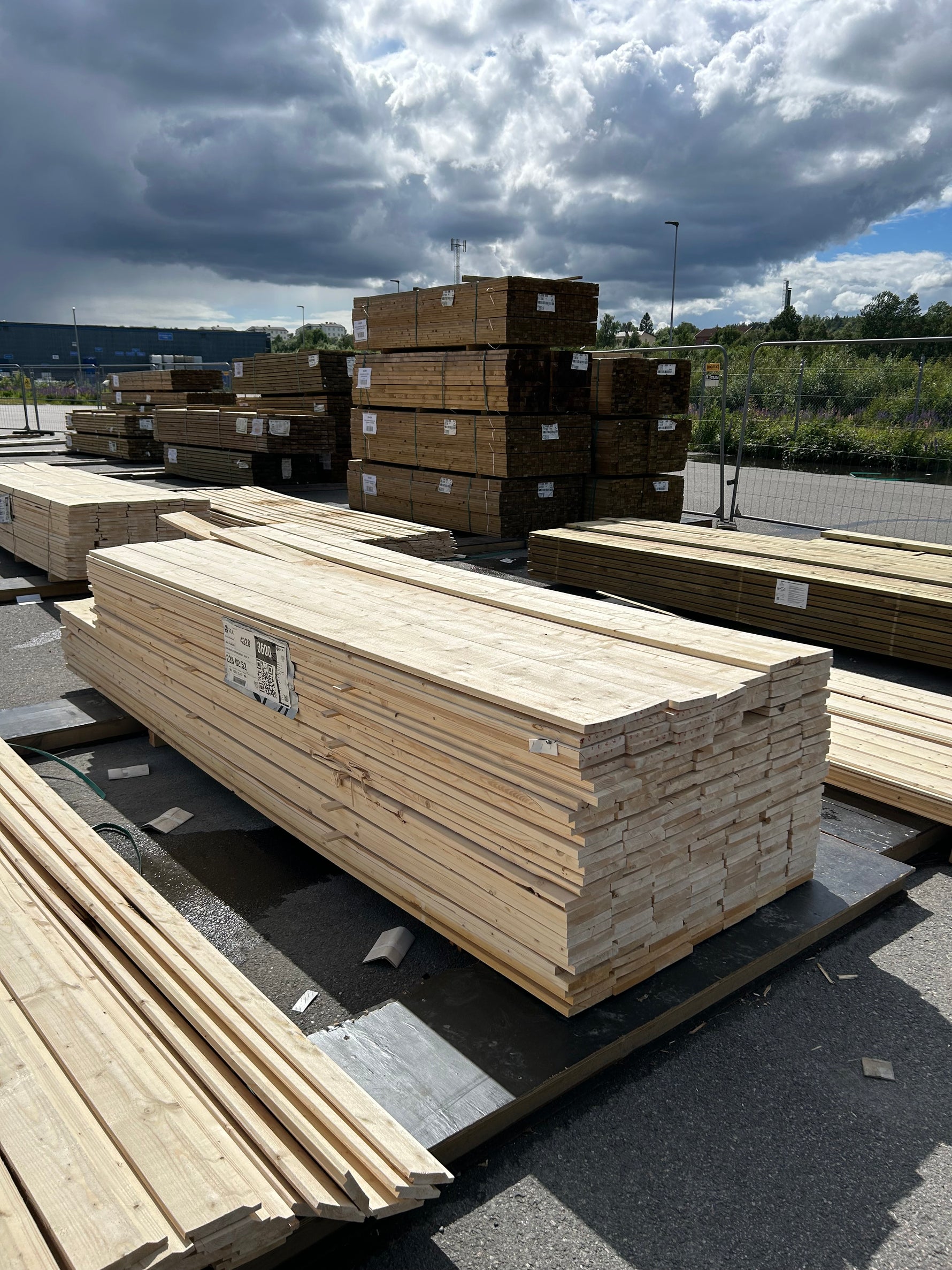 Paket Finsågade Brädor 22x145mm, 209st 3,0–3,60m (Andra sortering)