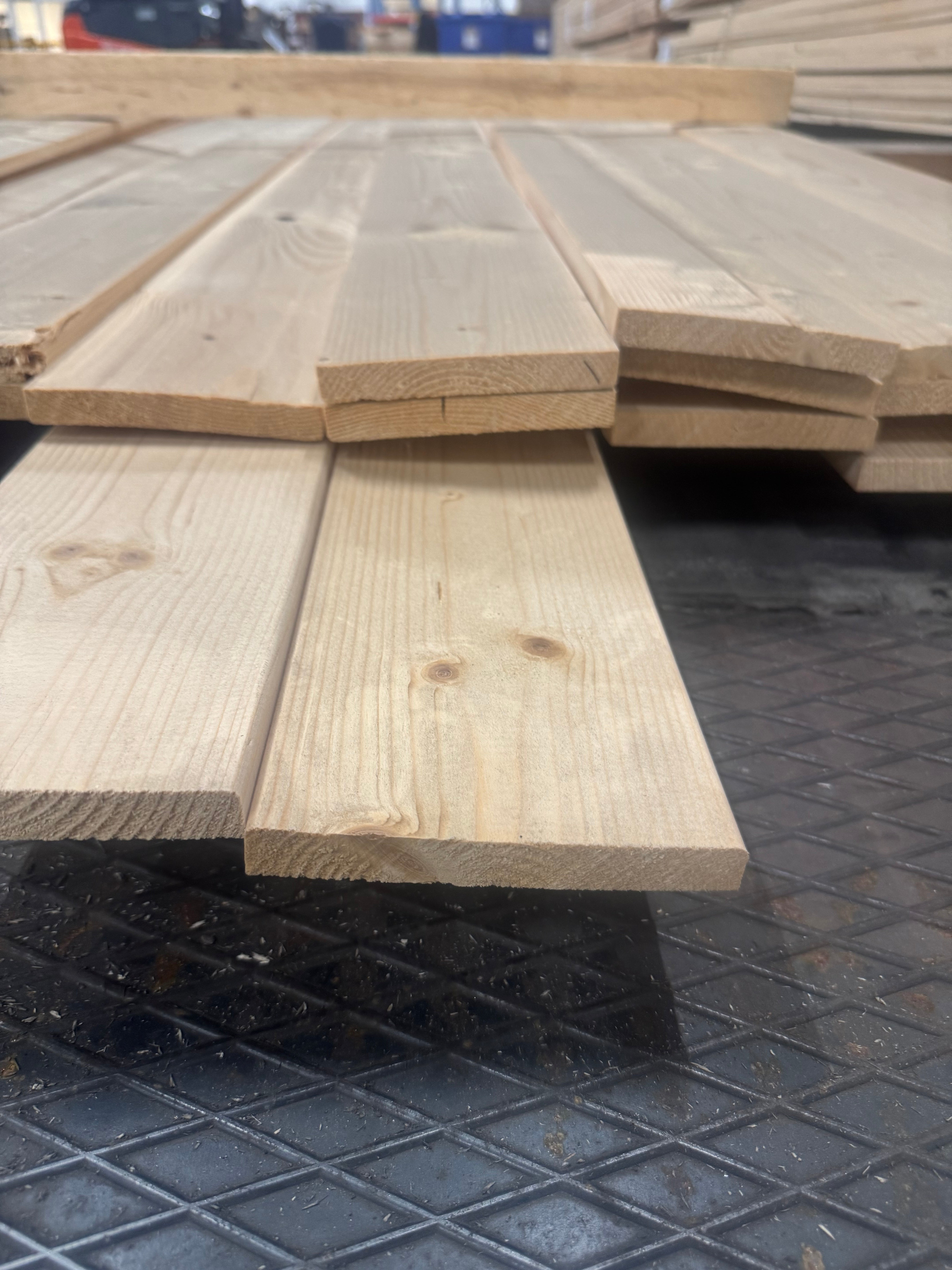 Paket Hyvlade Brädor 15x120 mm – 5,40 m – 21st