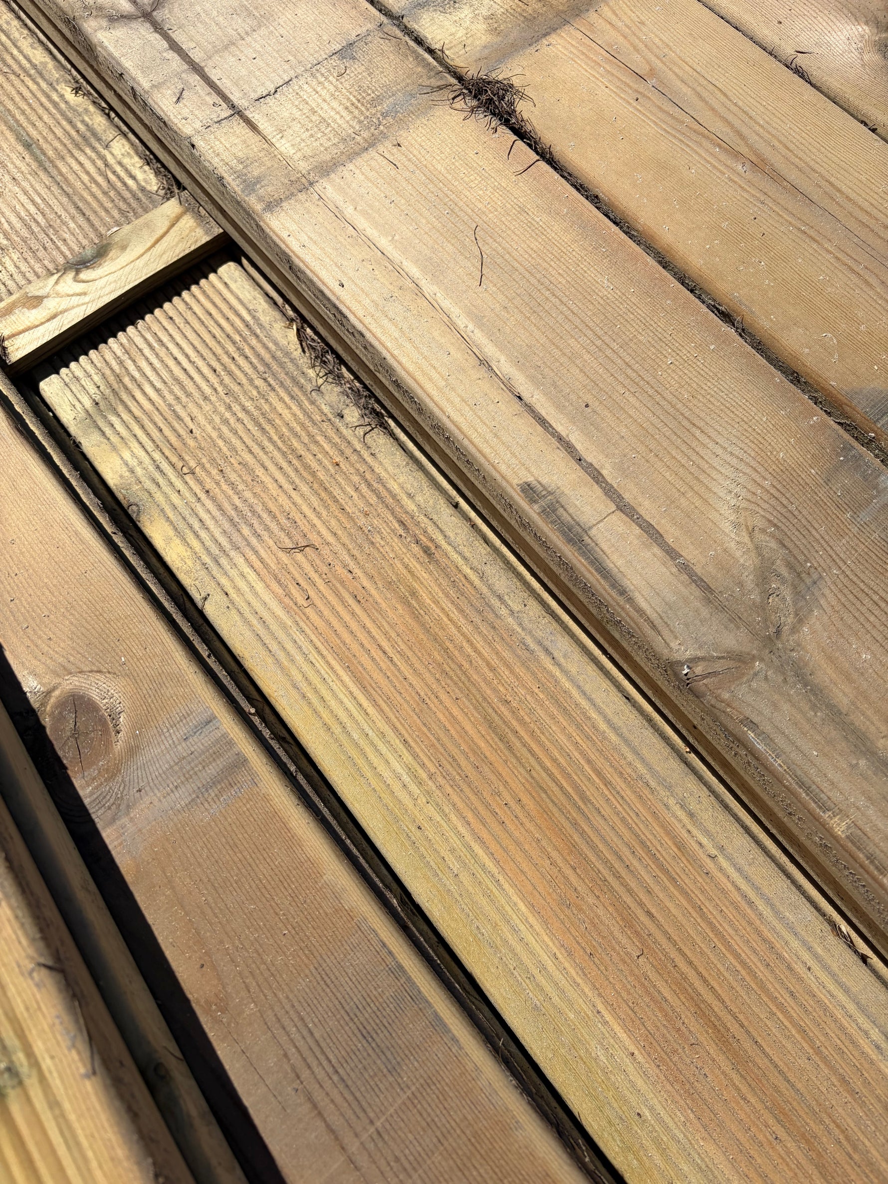 Paket Tryckimpregnerad Rillad Trall 28x120mm, 144st 5,10m
