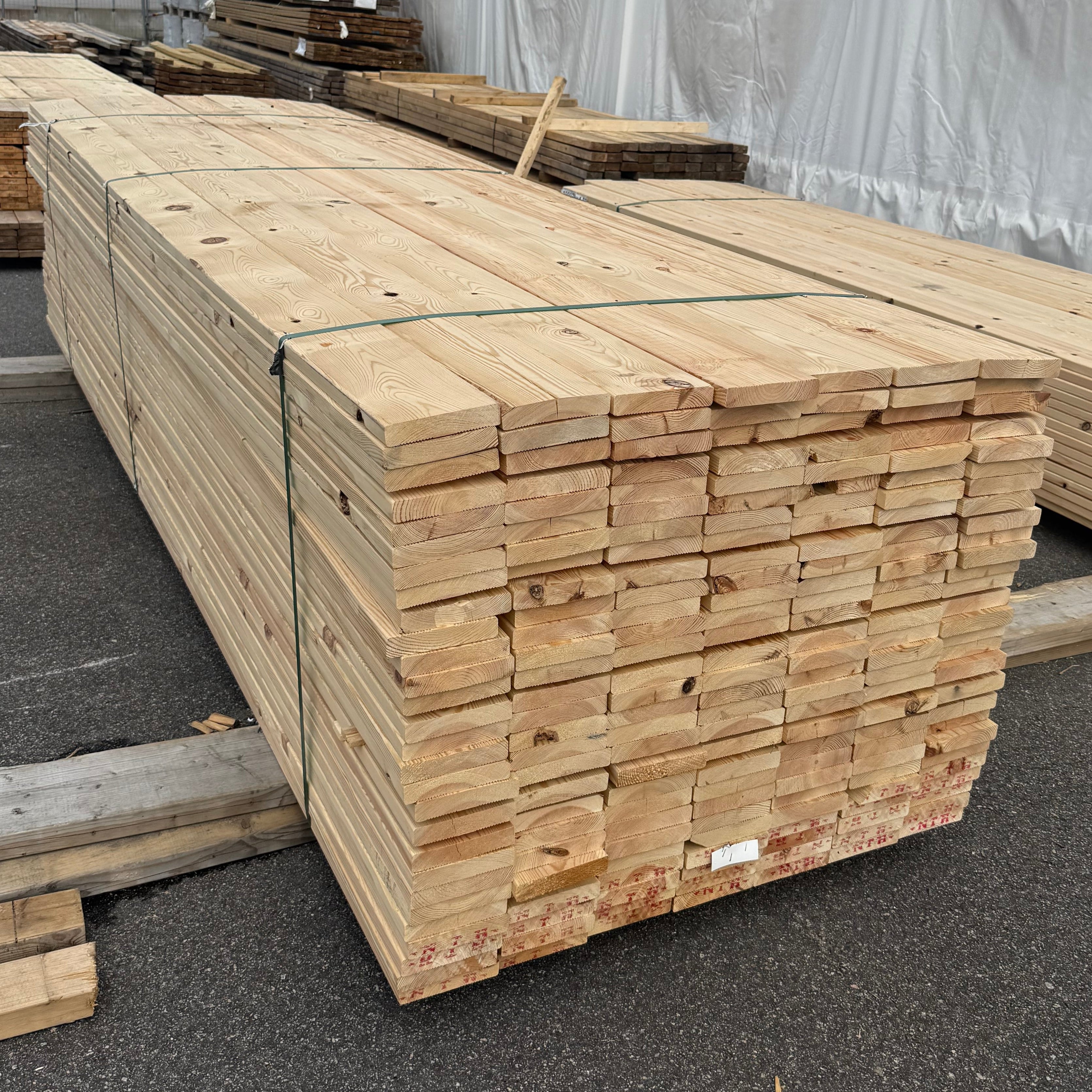 Paket rillad Trall 27x145mm- 3.60m 196st Furu