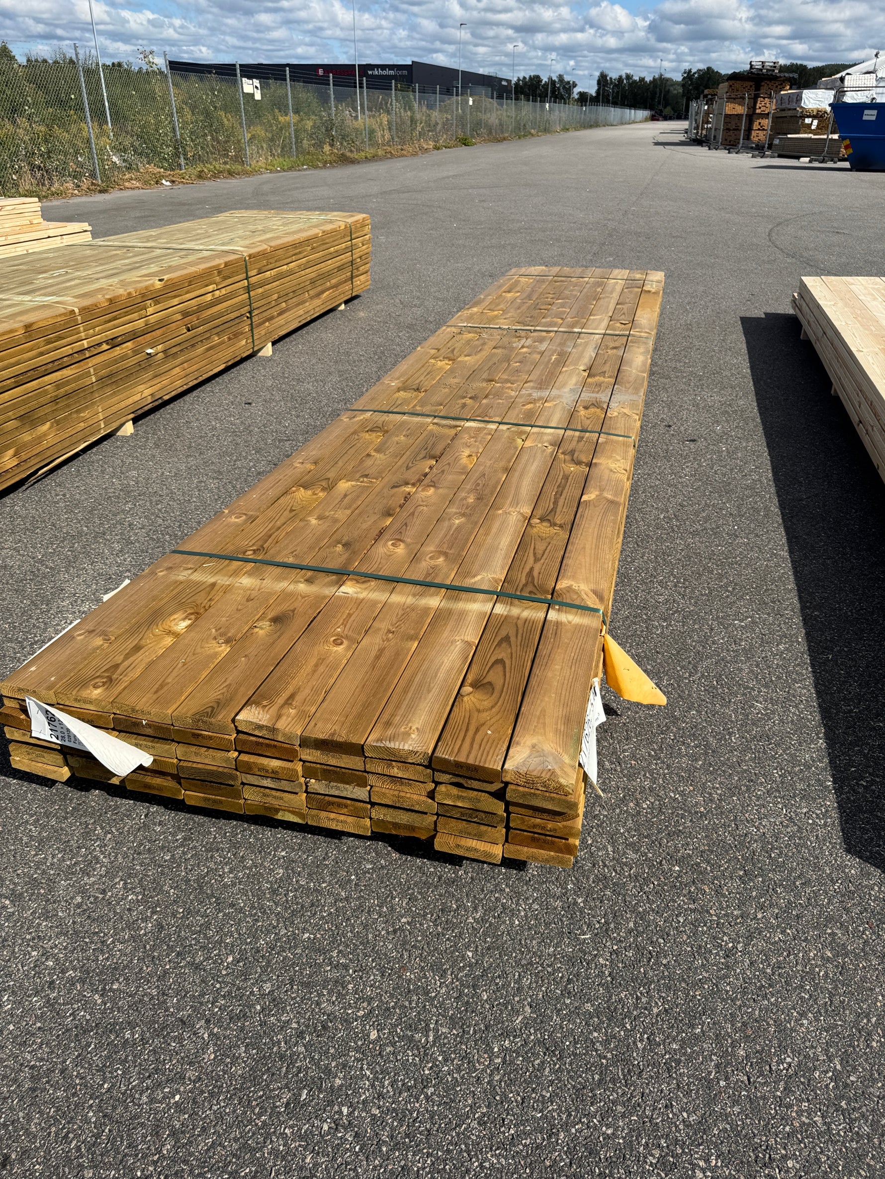 Paket Slät Trall 28x120 – 54st – 5.40 m – NTR AB – ANDRASORTERING