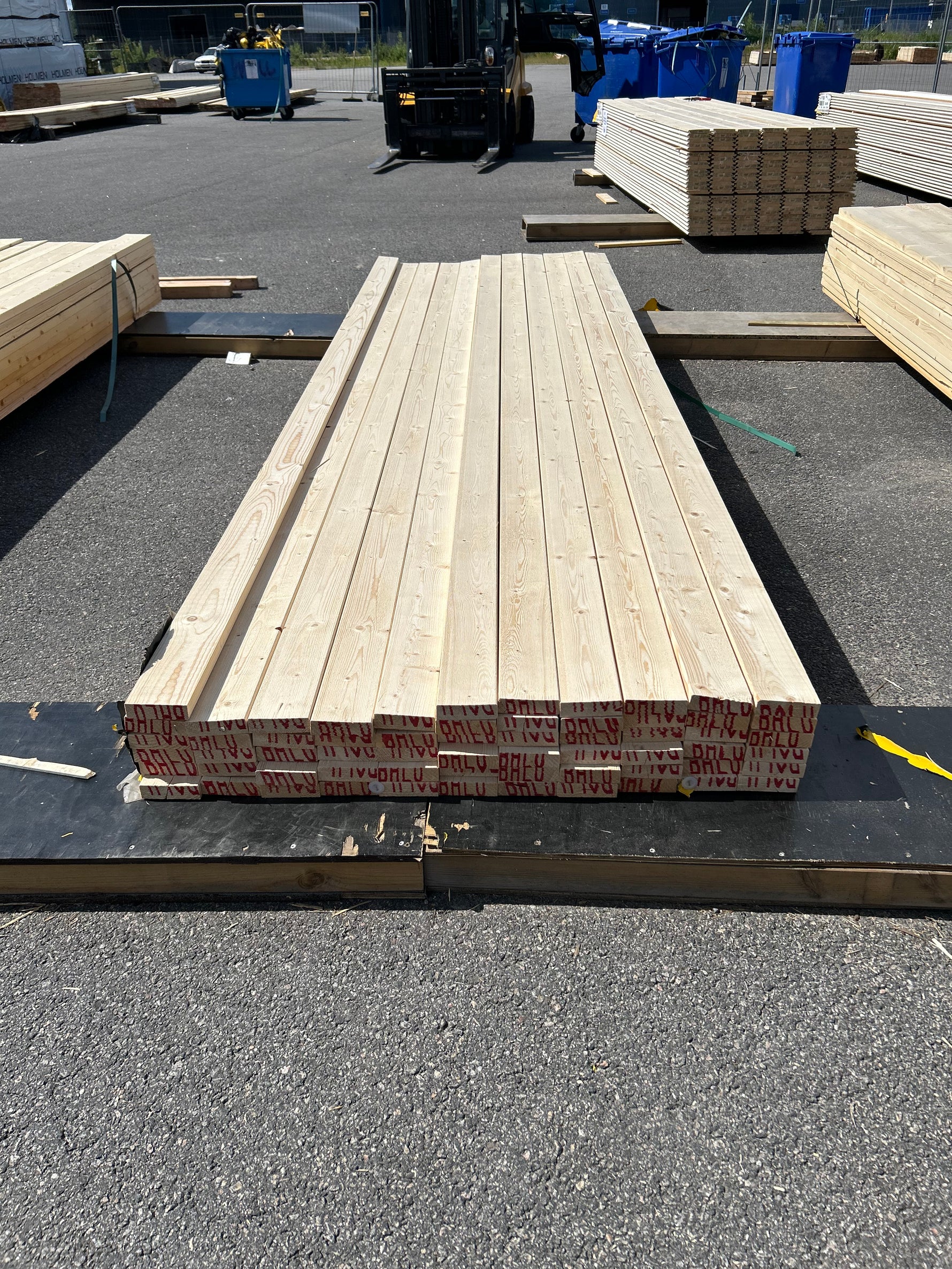 Paket Finsågade Brädor 28x95mm 3.60m 62st Obehandlade