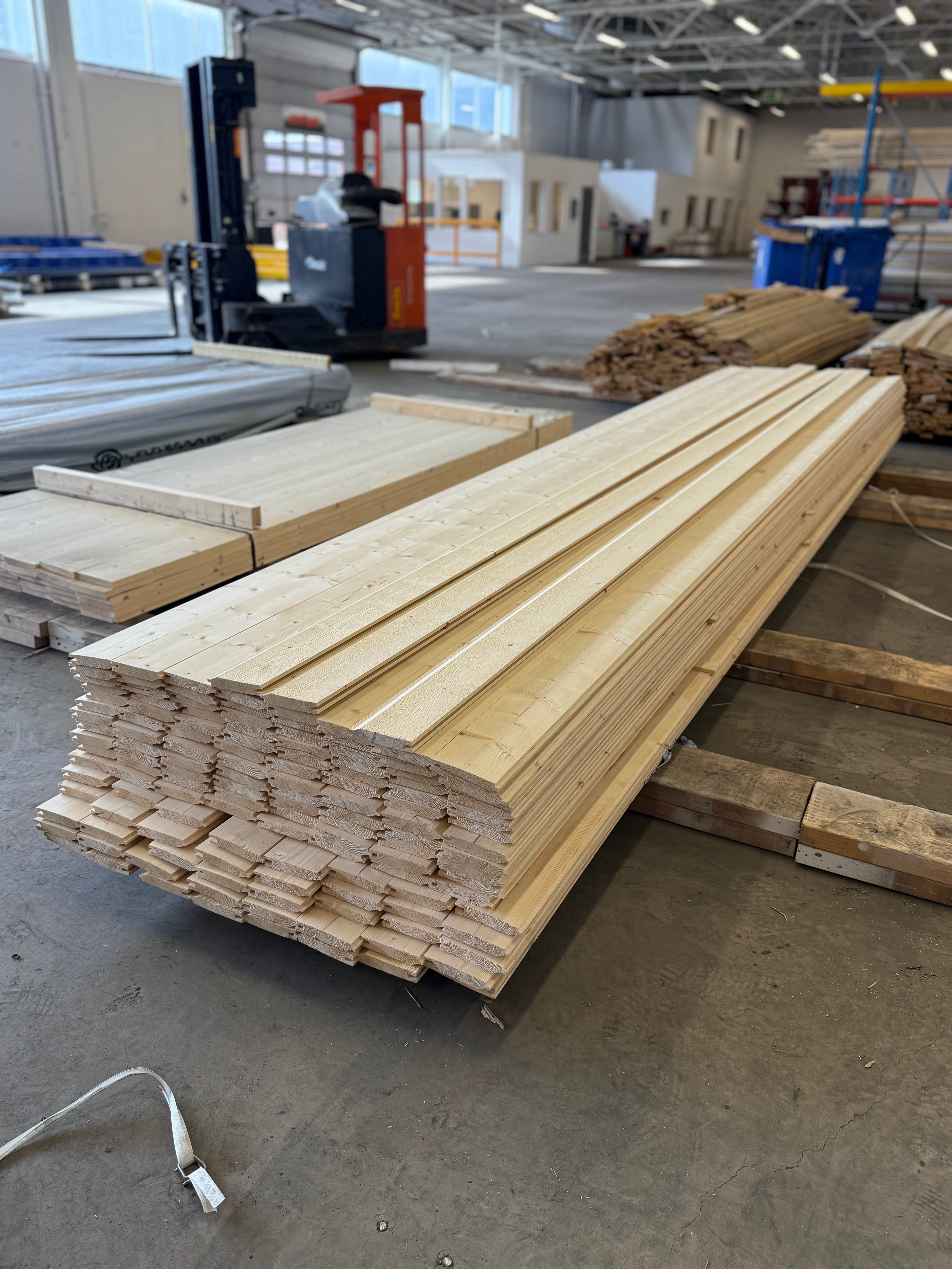 Paket Enkelfasspont 21x115 mm – 4,80 m – 131 st – Obehandlad OBS kort spont