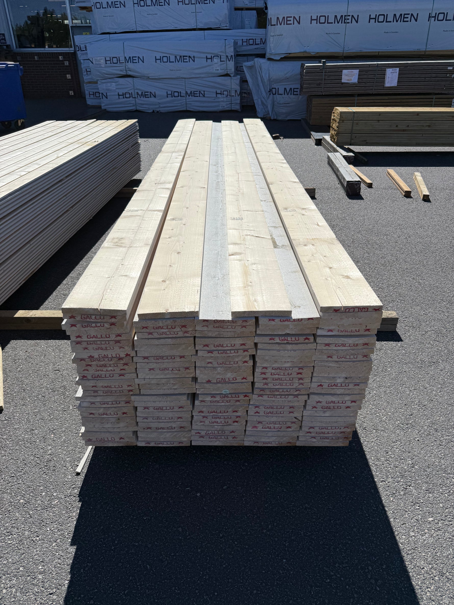 Paket Finsågade Brädor 22x195mm 4.20m 121st Grundmålad