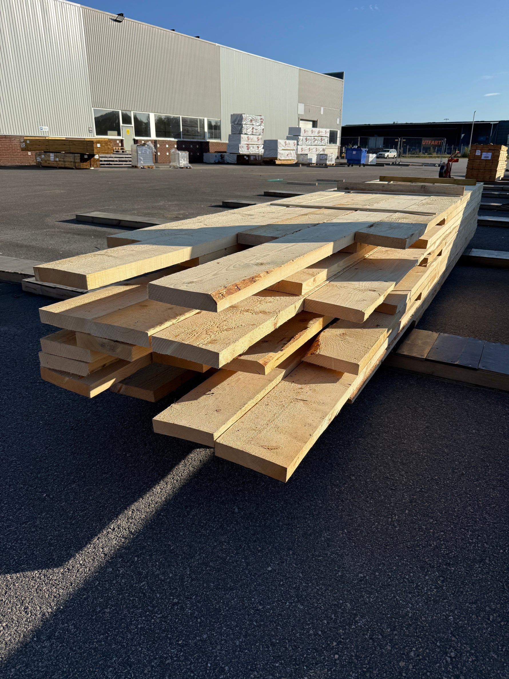 Paket Ohyvlade Reglar 47x225mm (3.60-5.40m) 60st