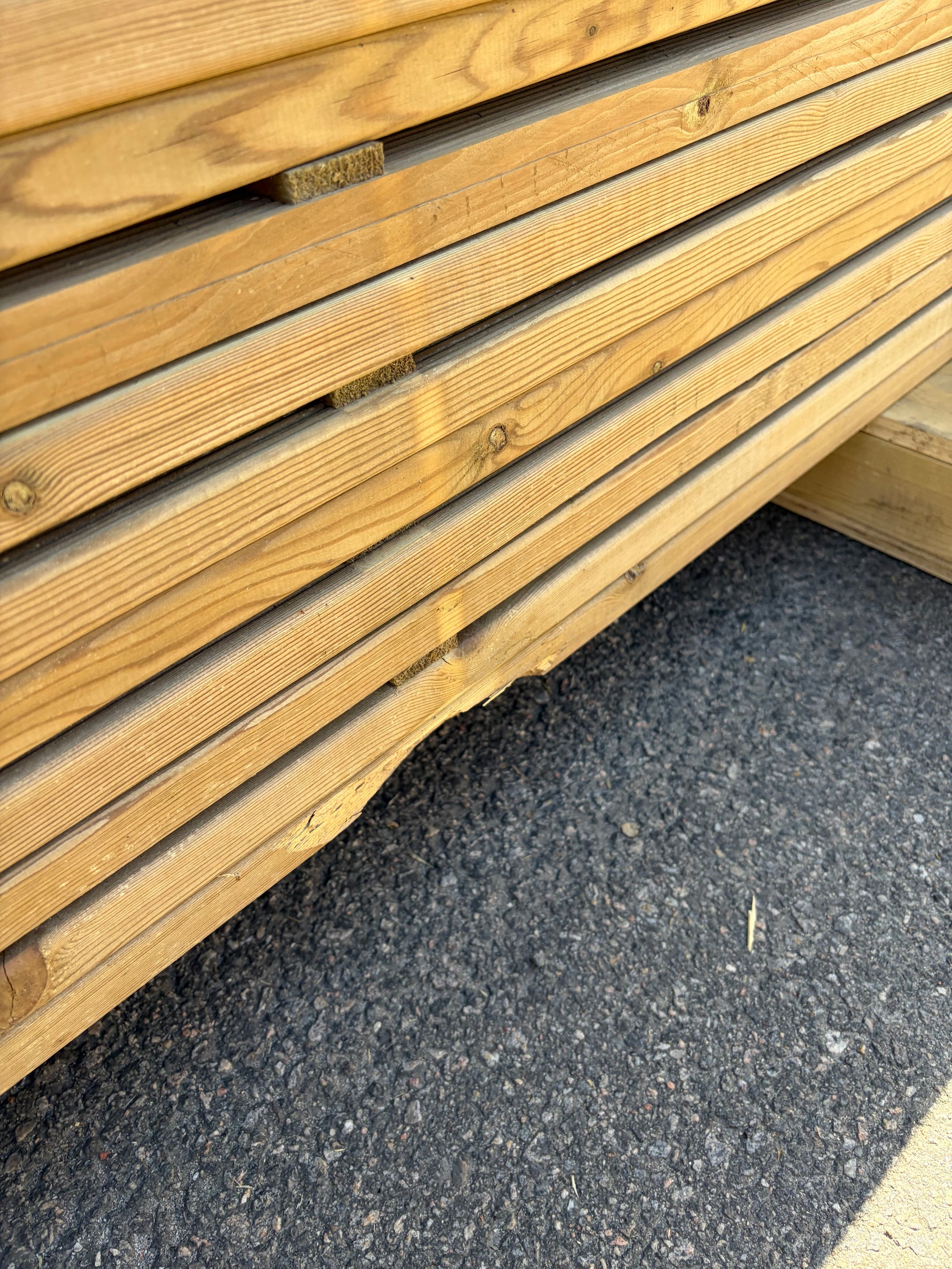 Paket Tryckimpregnerad Rillad Trall 28x120mm, 144st 3,90m