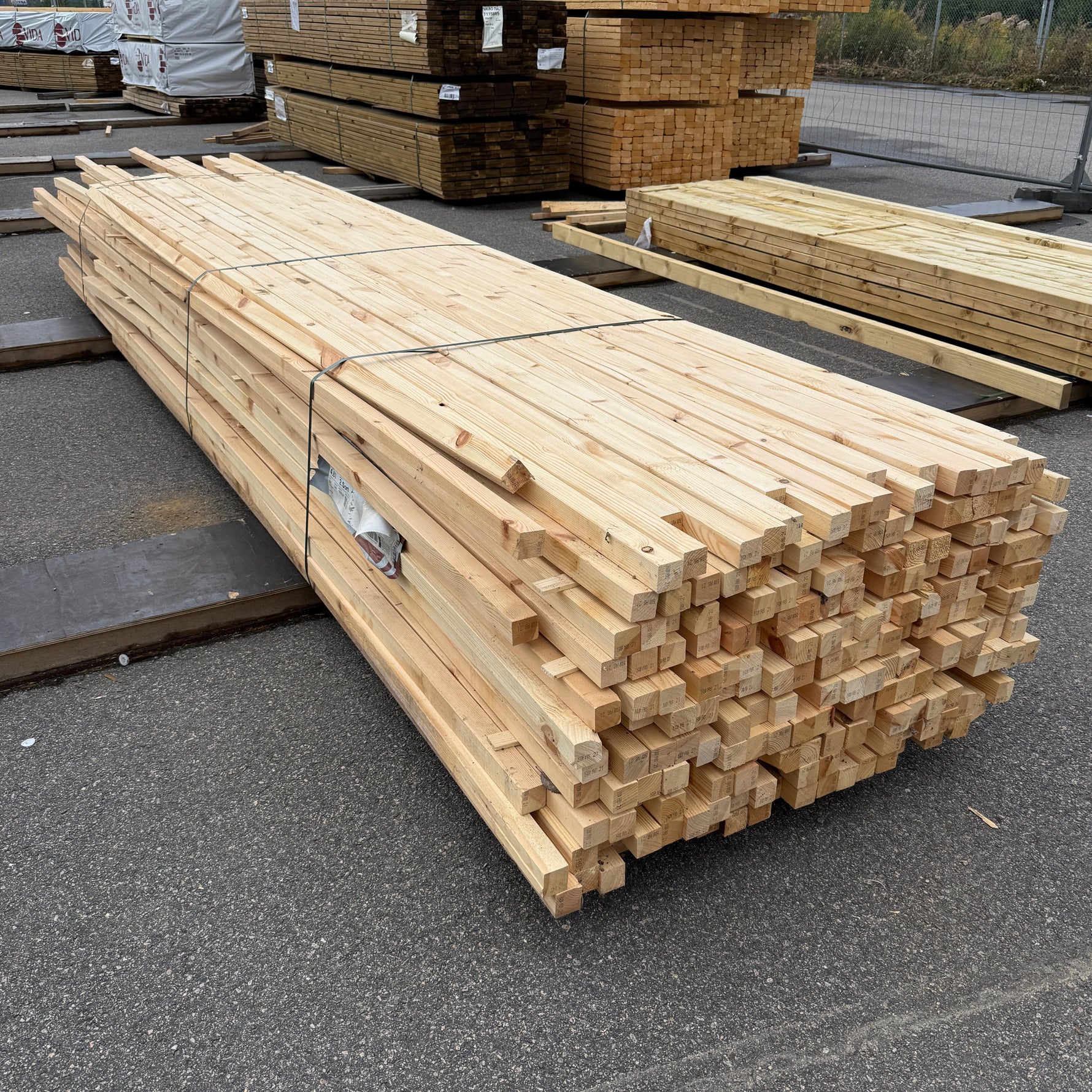 Paket Furu Reglar 45×45 mm – 231 st (3,90-5,40m)