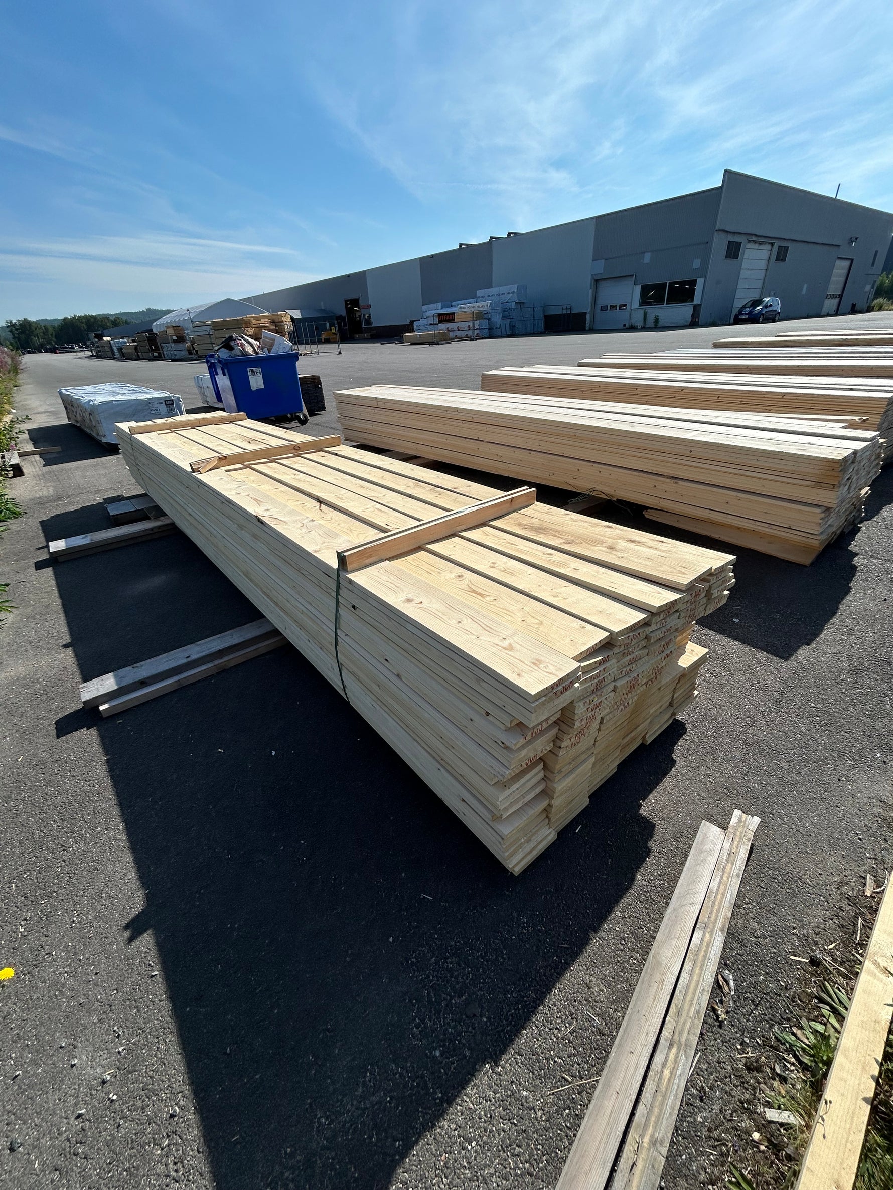 Paket Finsågade Brädor 22×170 mm 5,40 m – 156 st