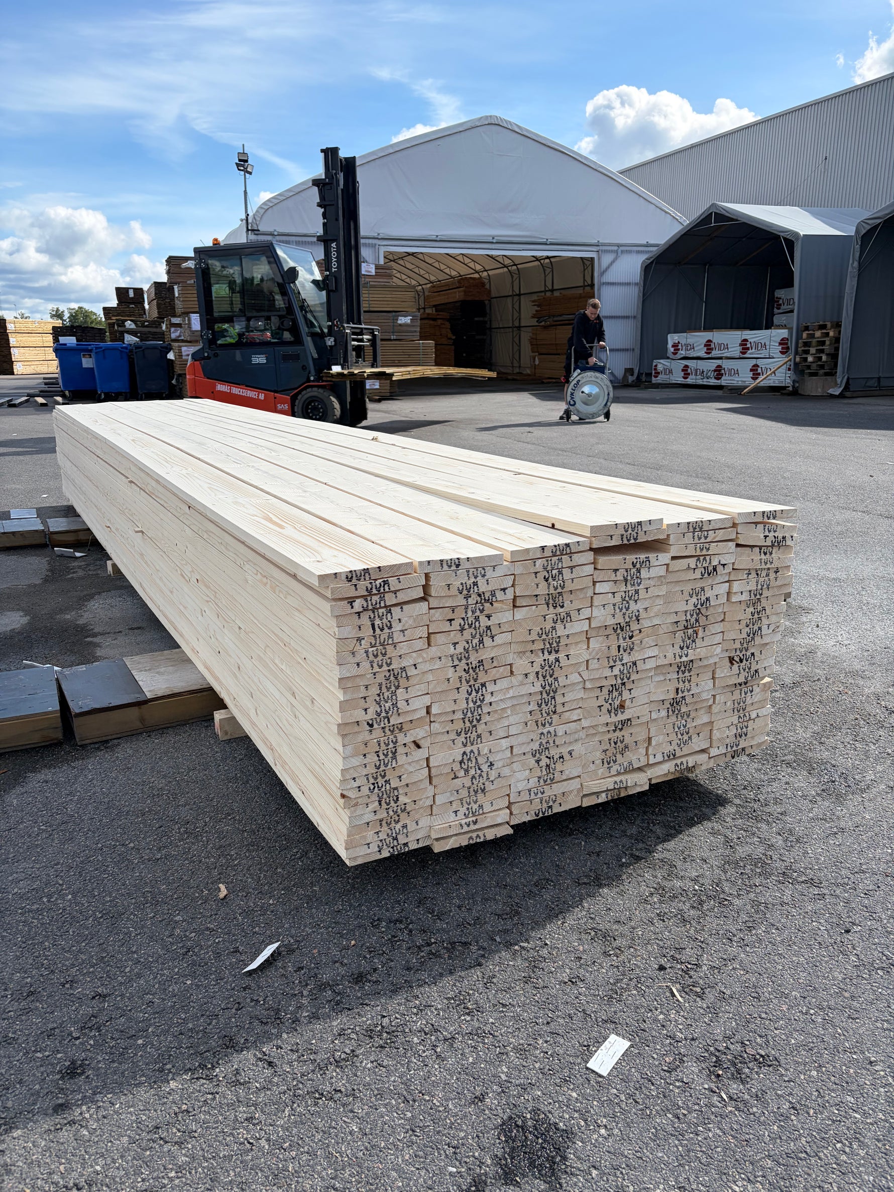 Paket Ytterpanel 22x170mm, 156st 5,40m (Andra sortering)