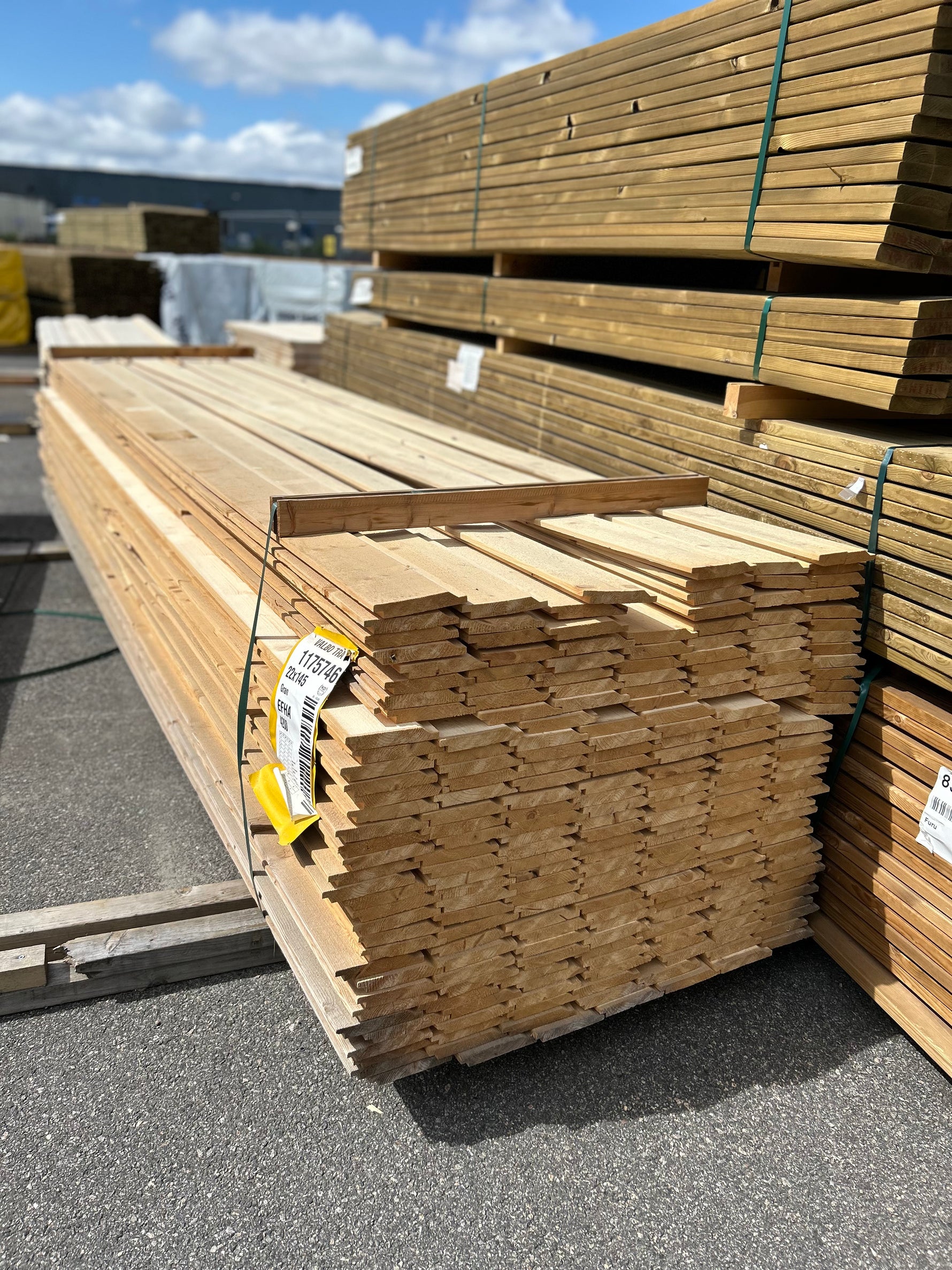 Paket Ytterpanel Enkelfas Halvspont 22x145mm, 231st 4,20m