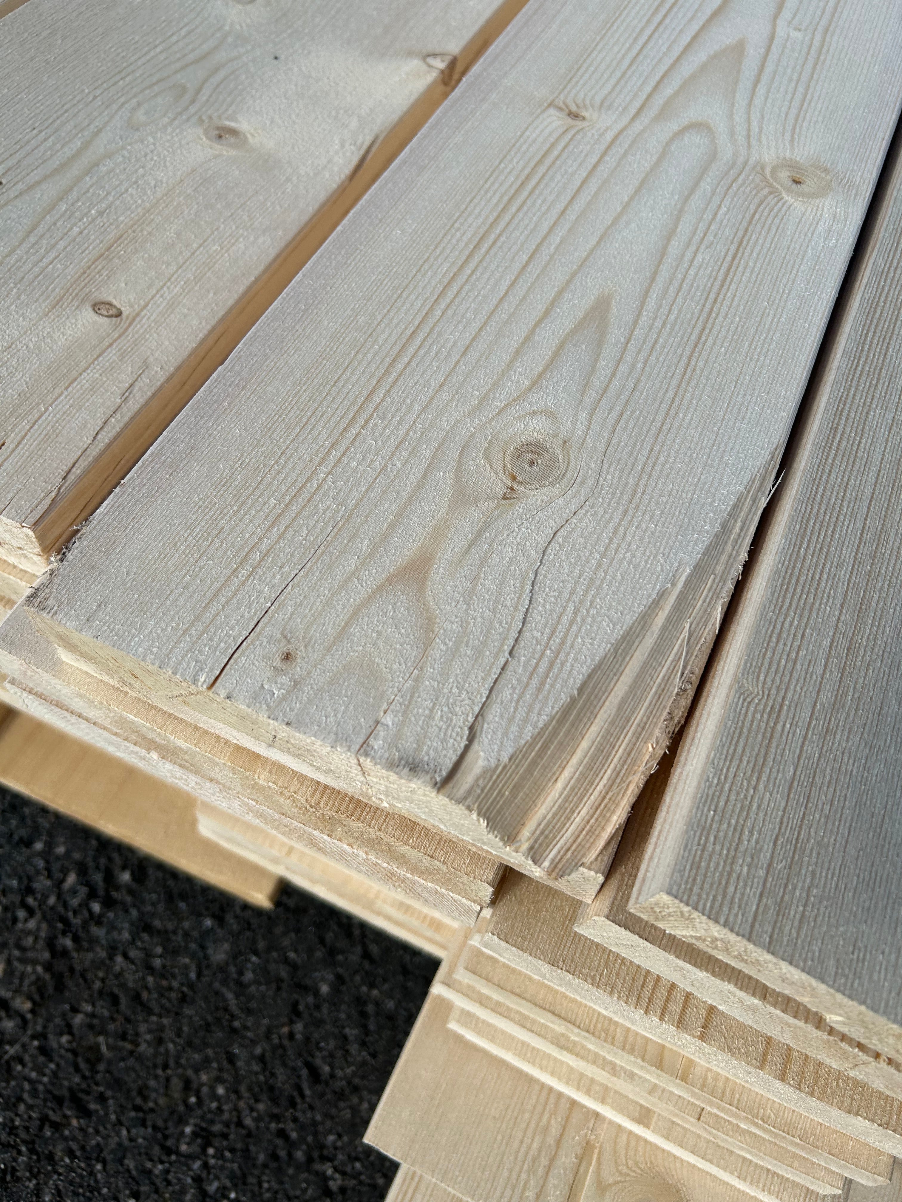 Paket Finsågad Panel 22x170mm 82st 3.60–5.40m – Andra sortering