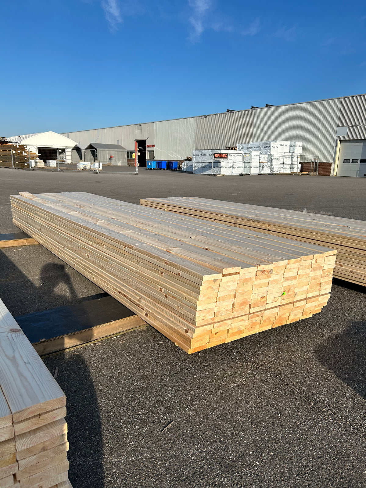 Paket Obehandlad Rillad Furu Trall 28×120 mm (4,50 m) 135 st