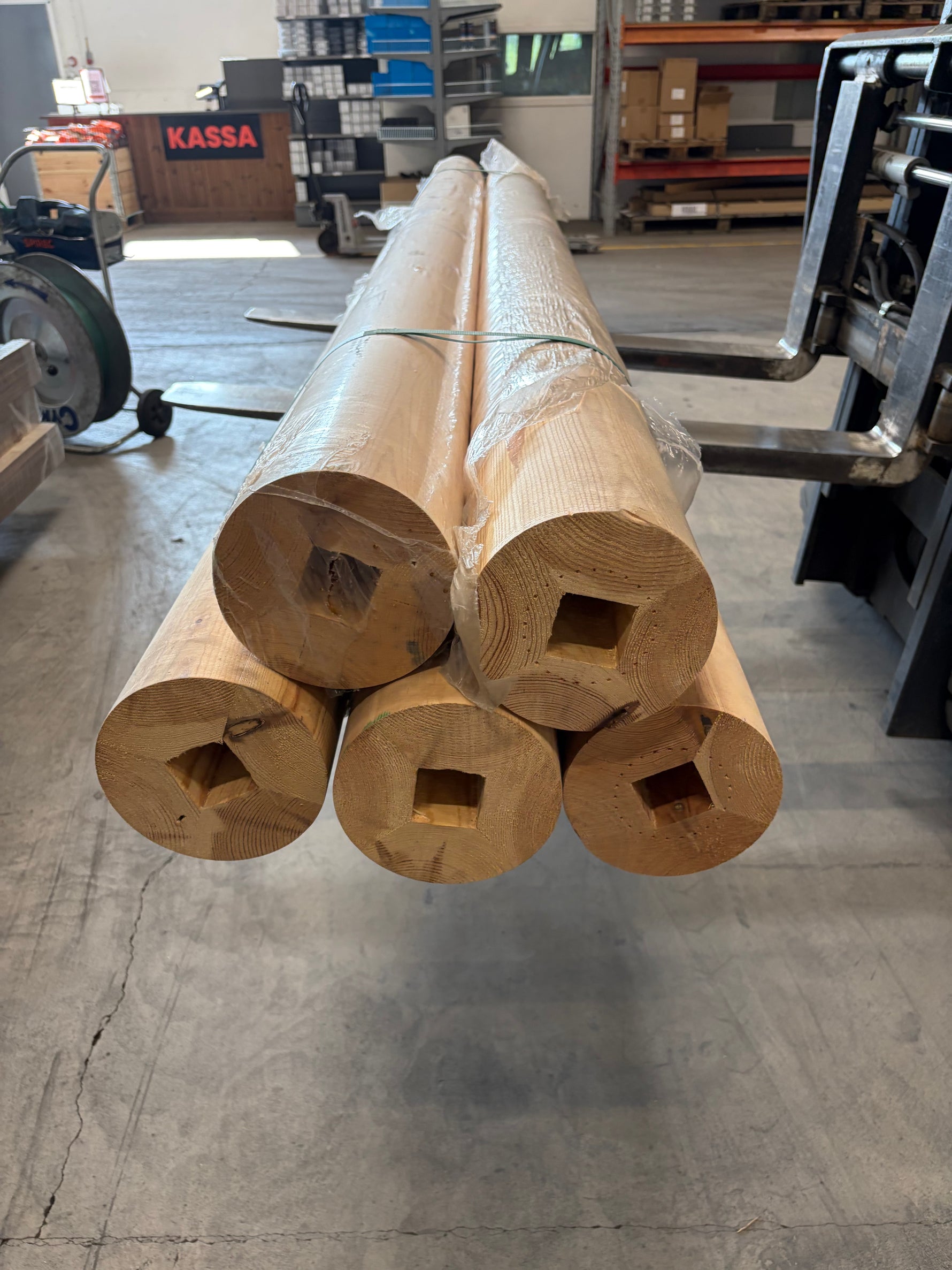 Parti Rund limträpelare 155x2500mm - 5 st