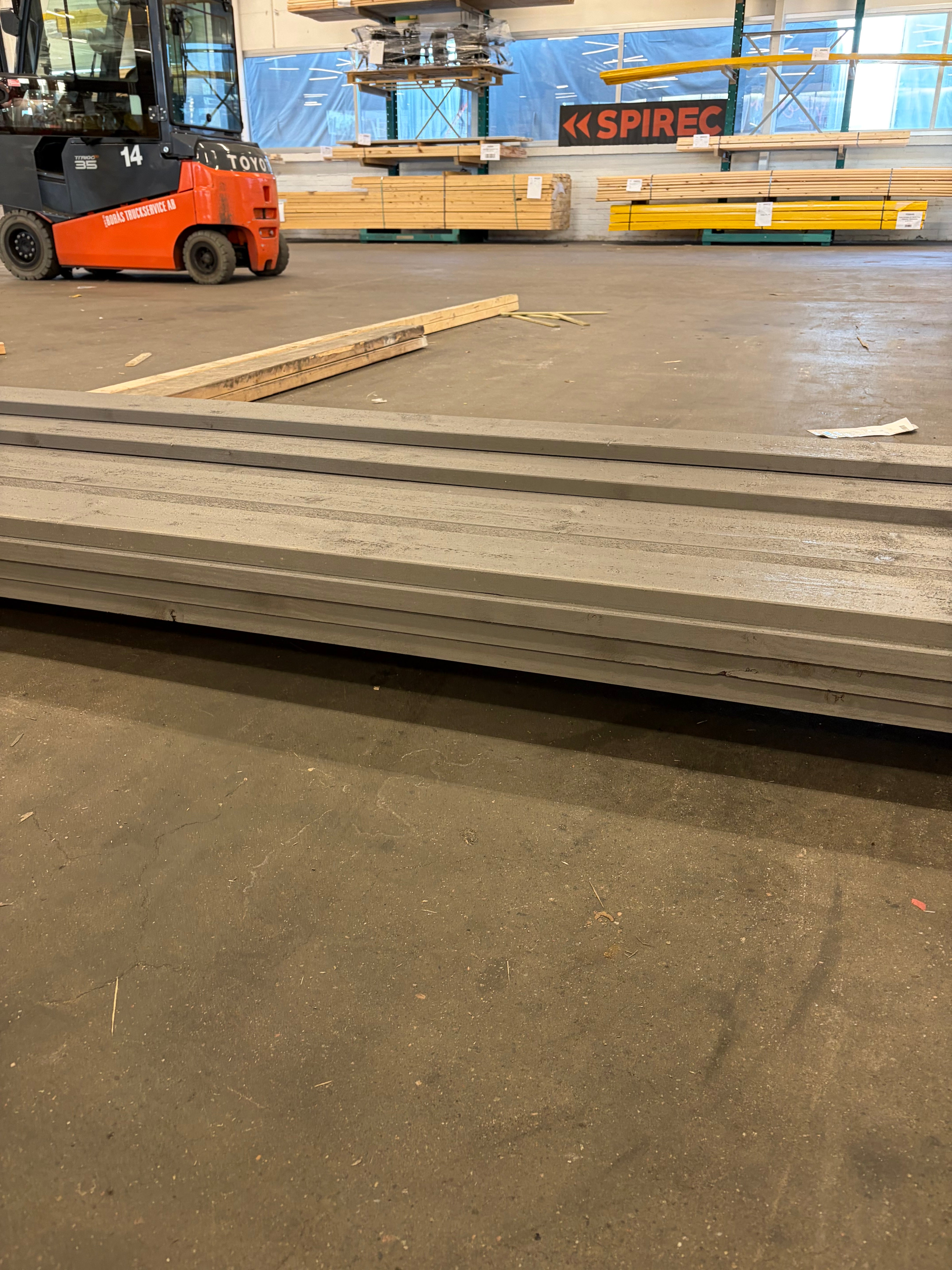 Paket Finsågad Bräda 28x145 mm – 19 st (4,80 m, Målad NCS S 6500-N)