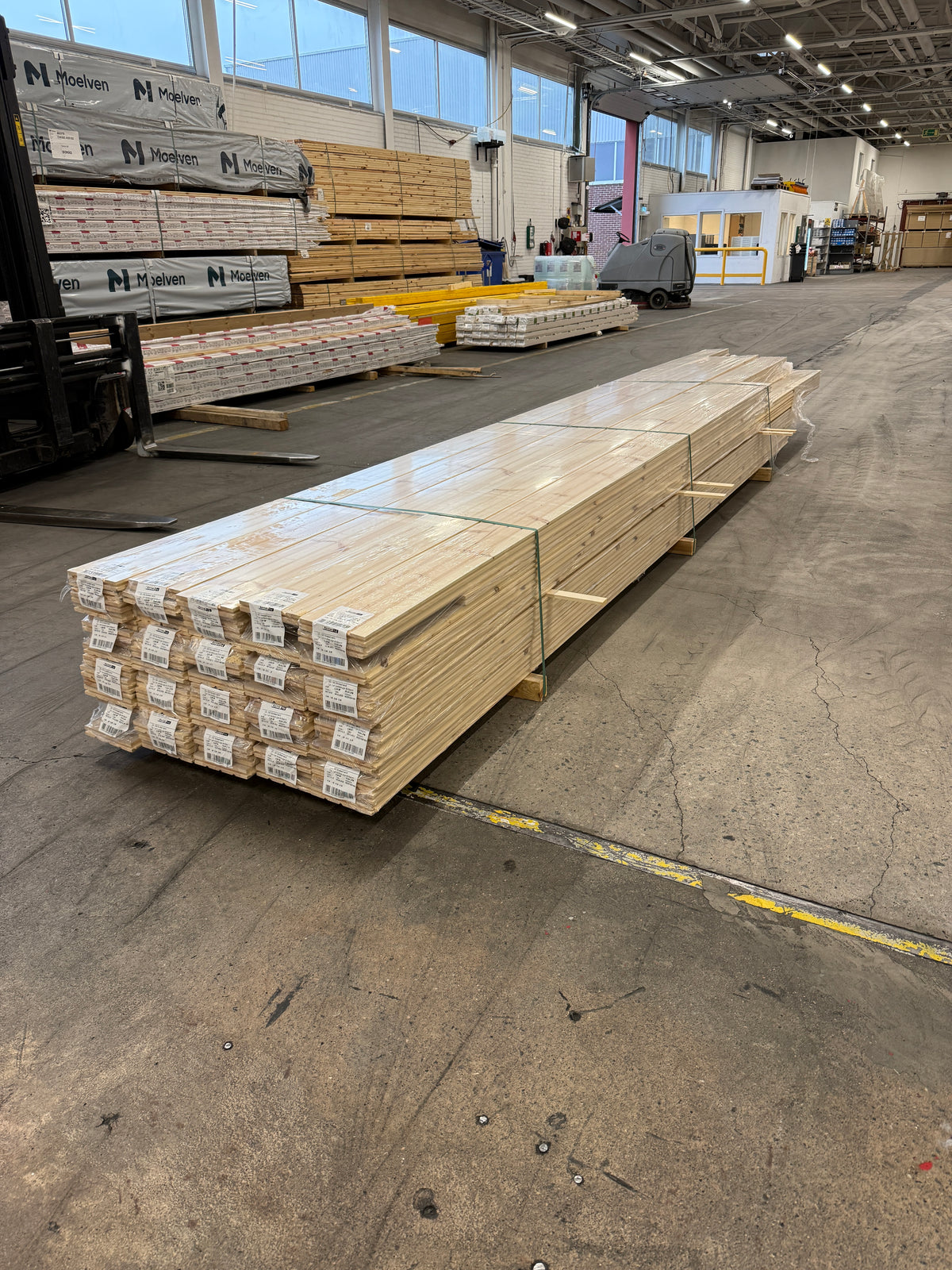 Parti Massivt Furugolv Borstad Ljusgrå Ekonomi 25x160 mm – 55,16 kvm