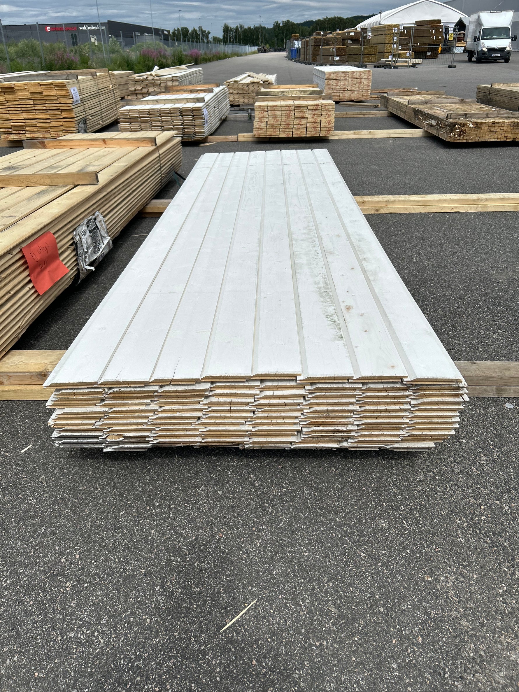 Paket Ytterpanel Enkelfasspont 22x145mm 3.60m 88st- Grundmålad