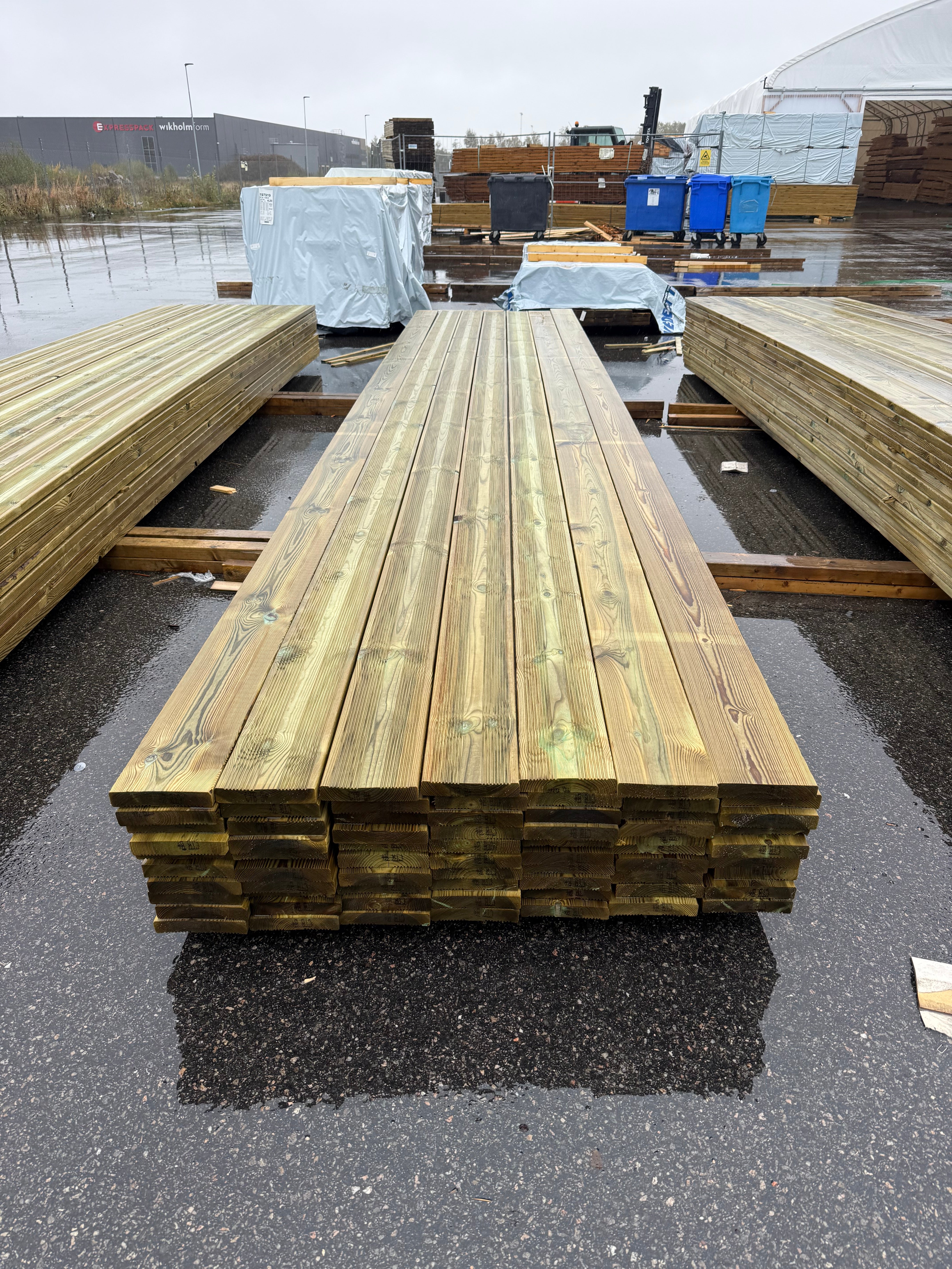 Paket Tryckimpregnerad Rillad Trall 27x145mm 5.40m- 70st (B-Sortering)