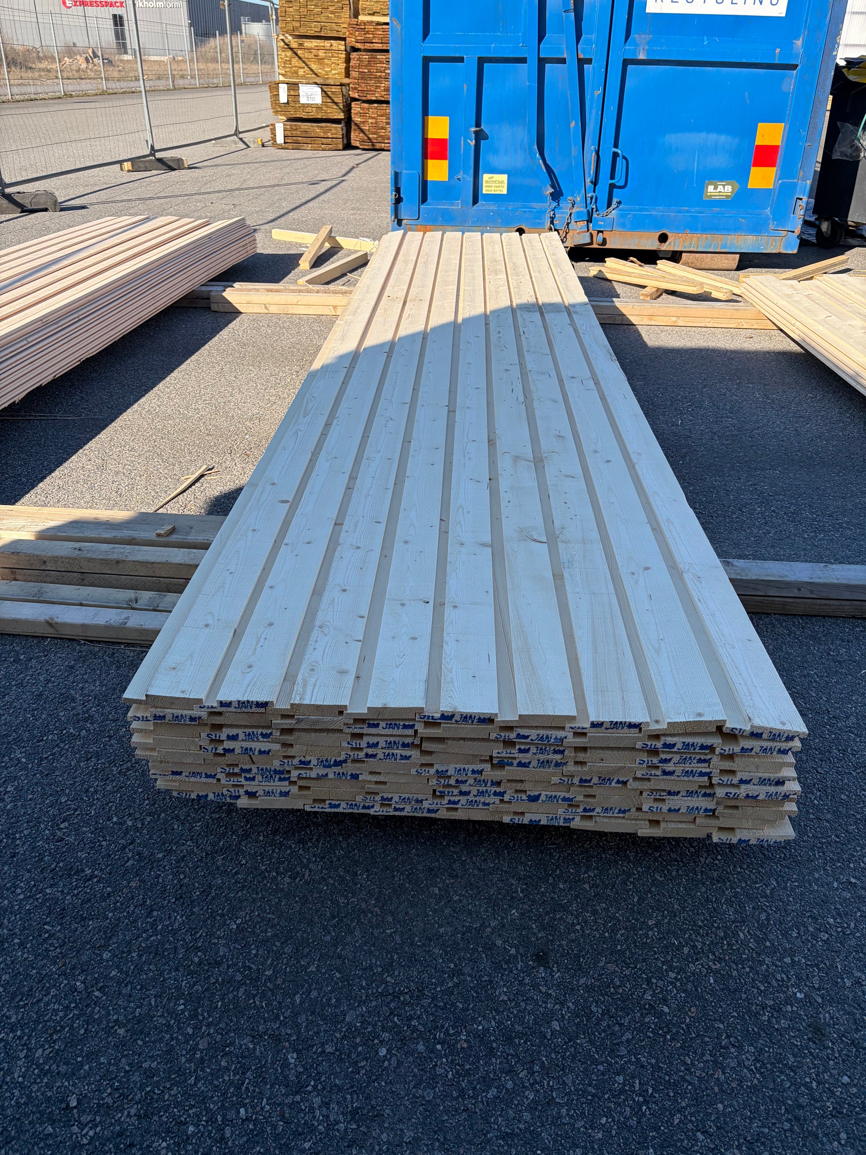Paket Elingepanel 22x120mm, 81st 4,2m (fel hyvlad) - Spirec