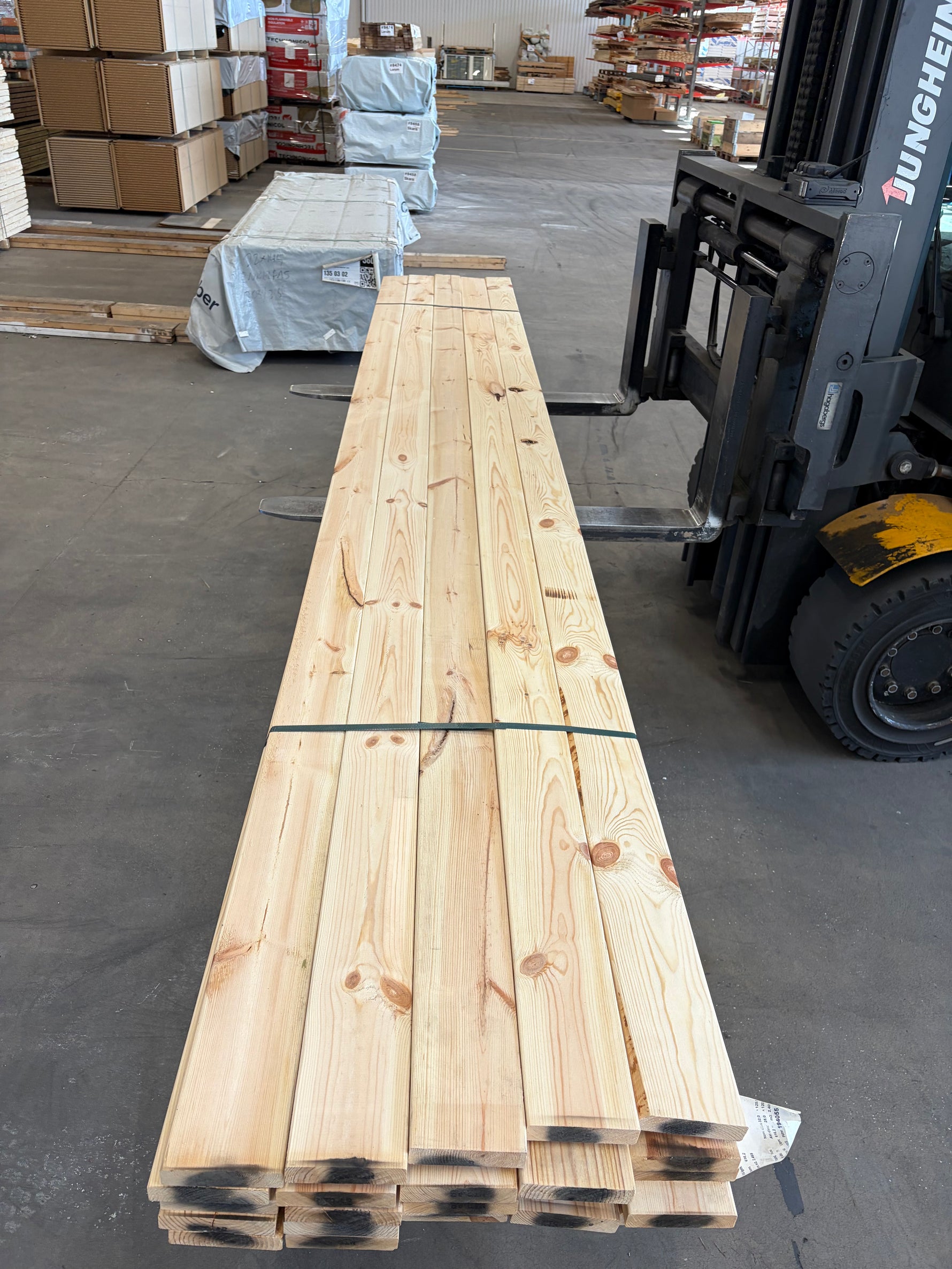 Paket Hyvlade Brädor 28x120mm, 25st 4,2m