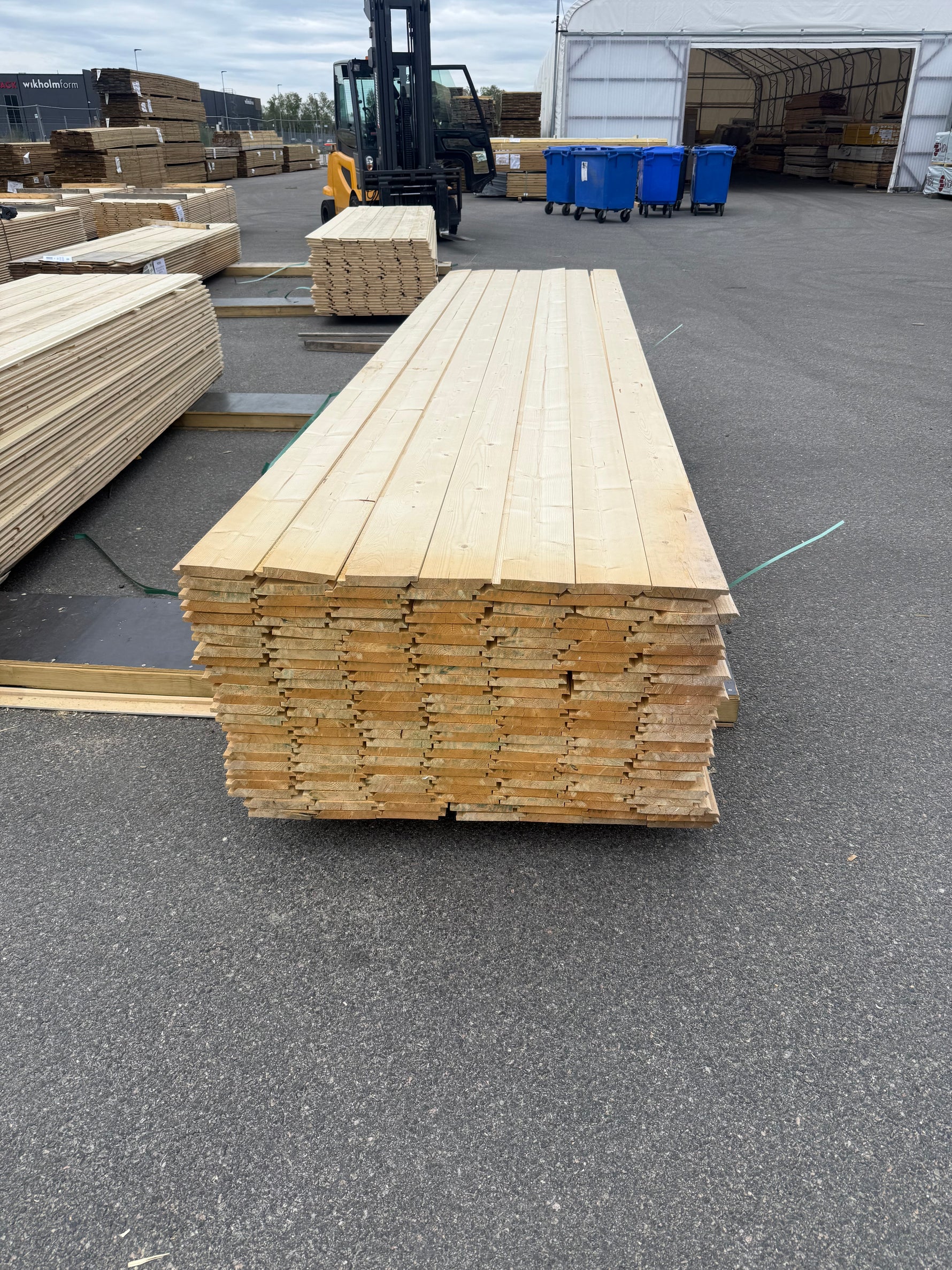 Paket Ytterpanel Dubbelfas Fals 22x145mm 4.20m- 175st (Obehandlad)