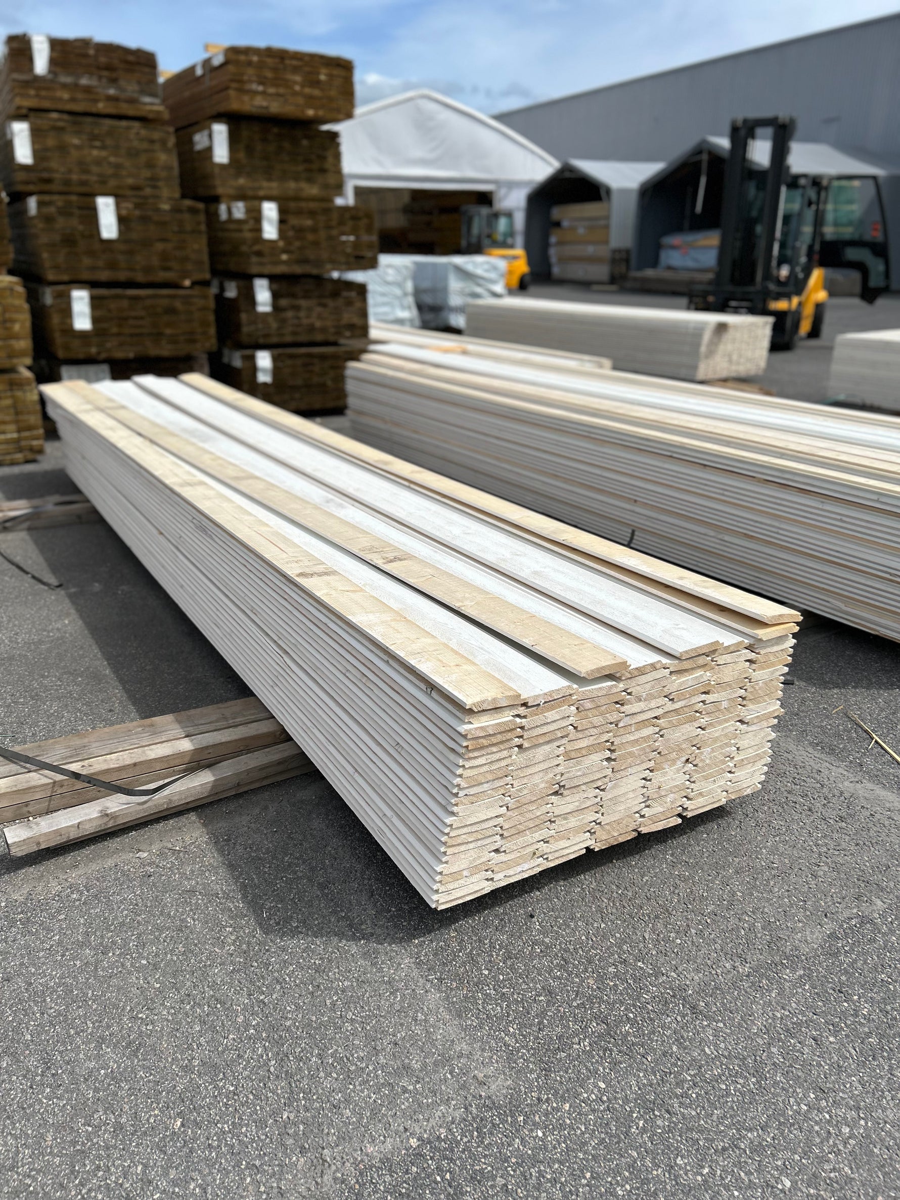 Paket Dubbelfas Halvspont 22x145mm 4.50-4.80m 140st Grundmålad