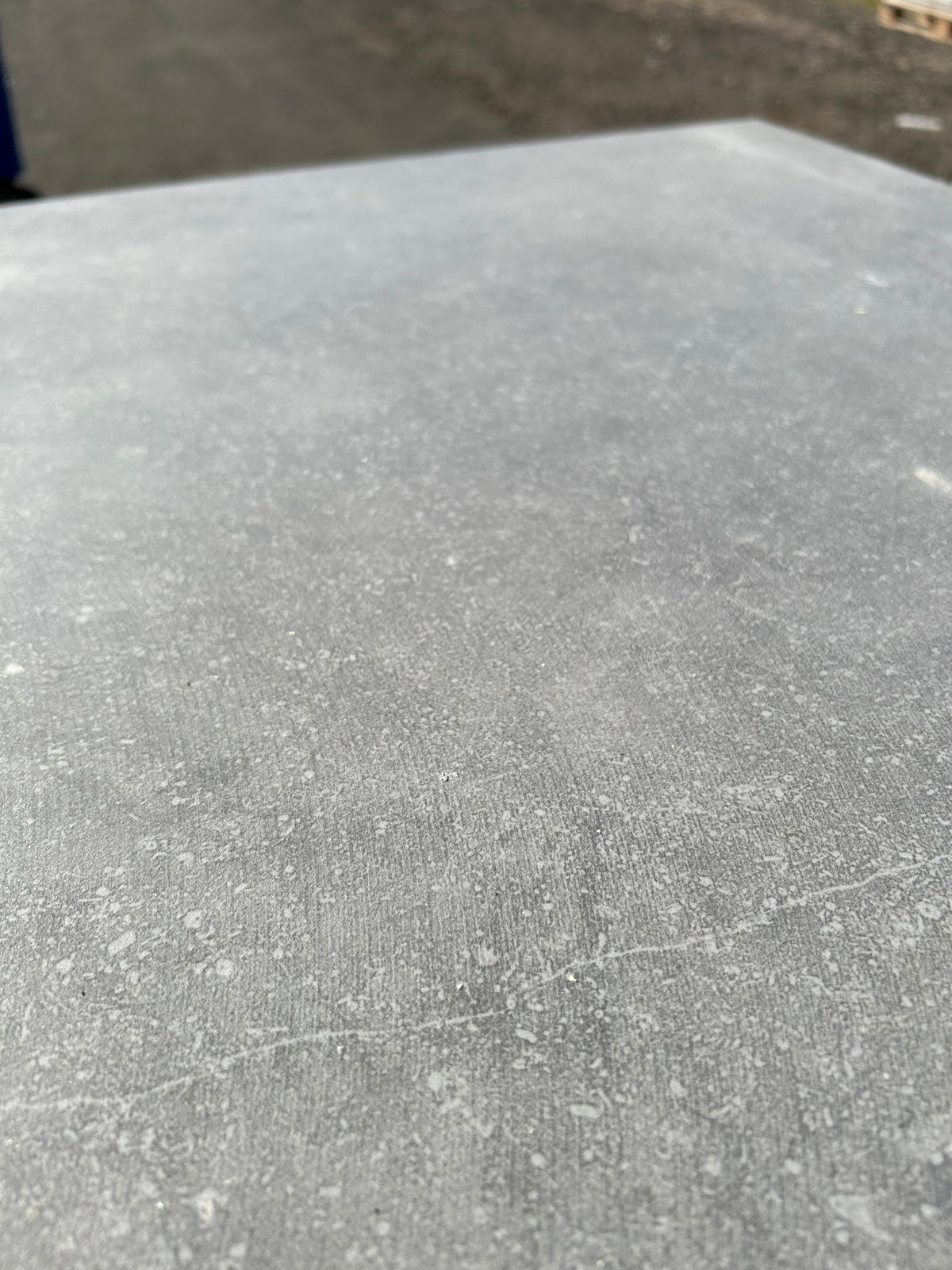 Pall GeoCeramica Impasto Grå 600×600×40 mm – 28 st, 10,08 m²