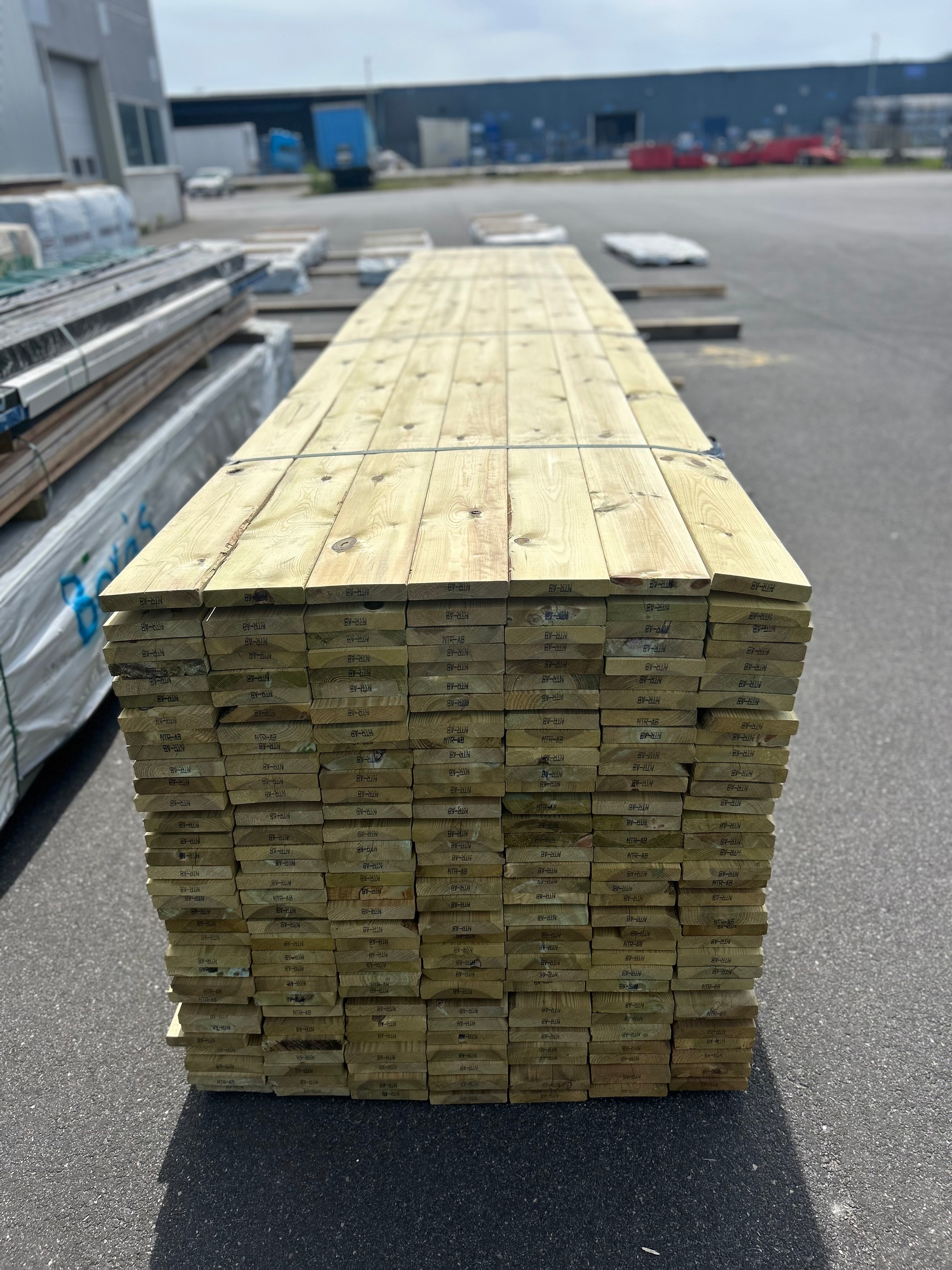 Trall Tryckimpregnerad 28x145mm 5.40m