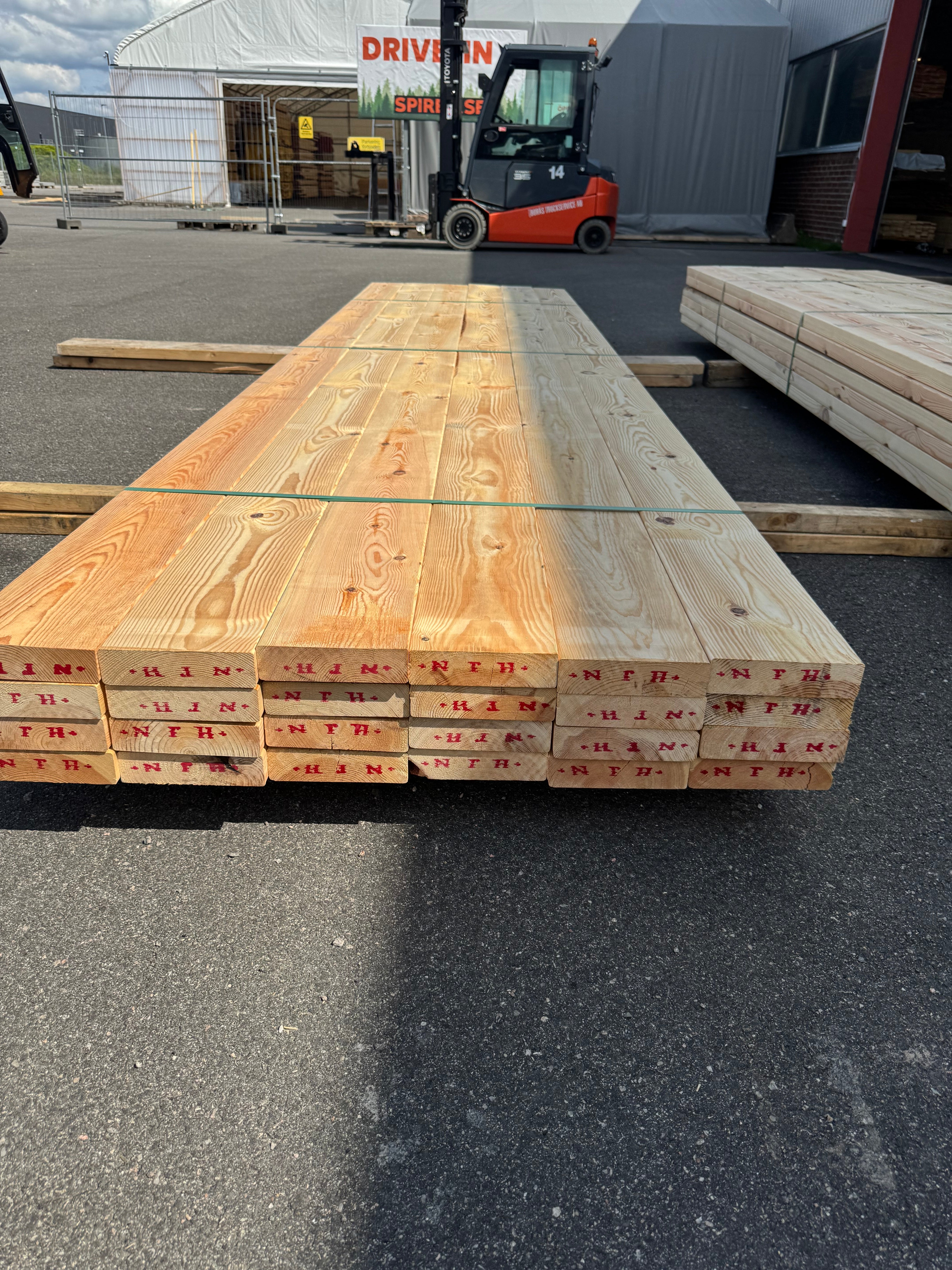 Paket Reglar 45x170 – 24 st (4,20 m, furu)