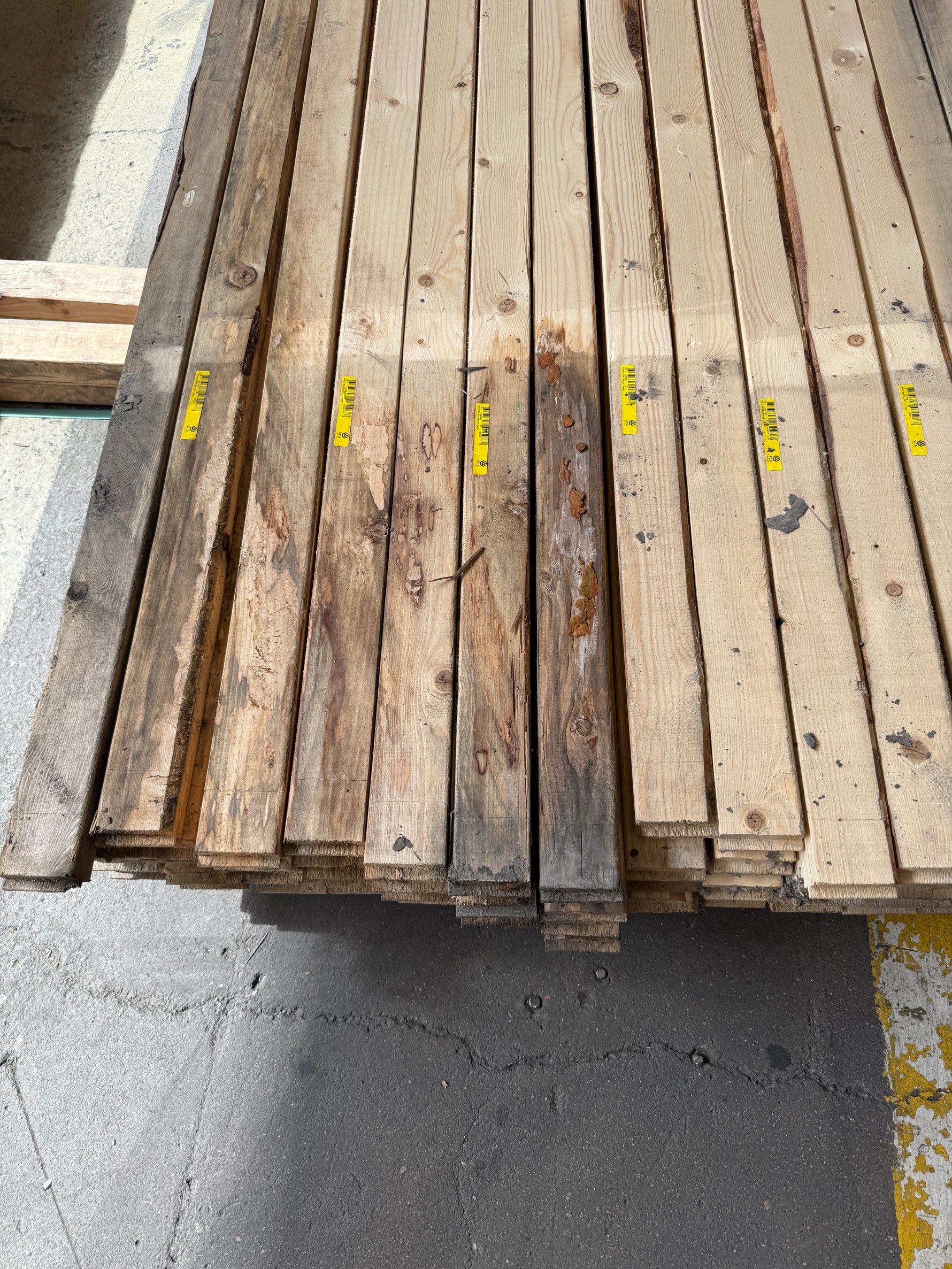 Paket Ändspontat Regel 34x70mm, 70st 4,50m- Fuktskadad