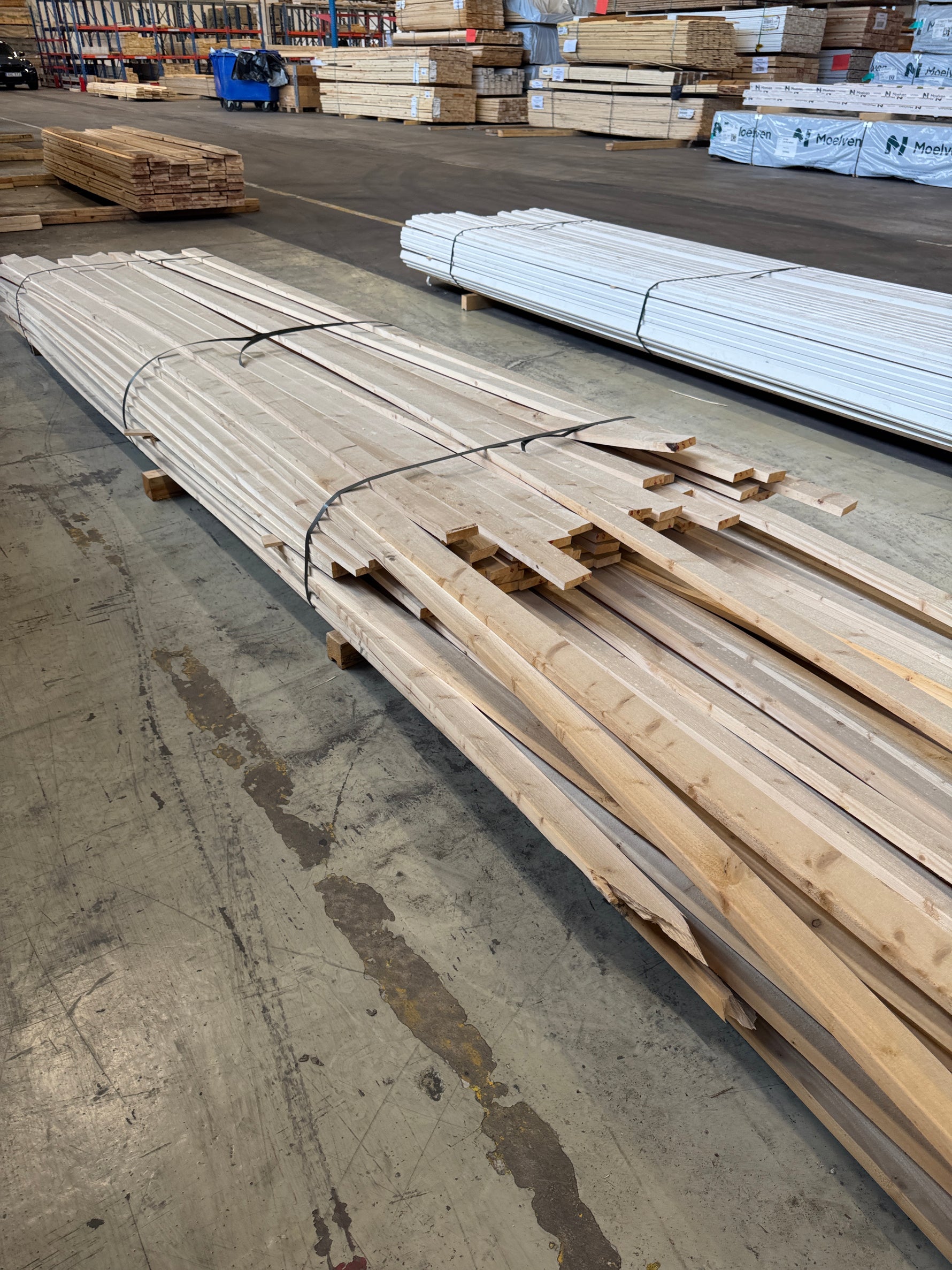 Paket Finsågad Panel 22x70mm – ca 130 st B-sortering