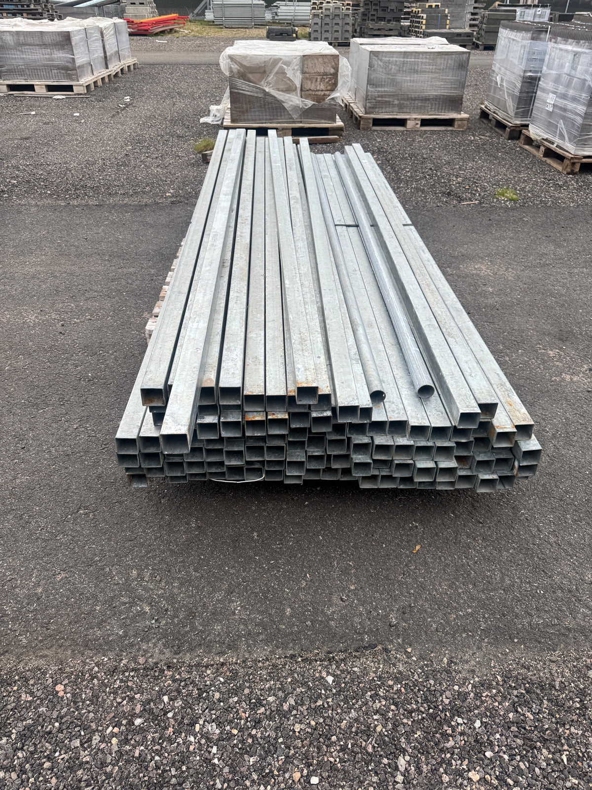 Pall Galvade Stängselstolpar 50x50mm – 2,76m – ca 80st