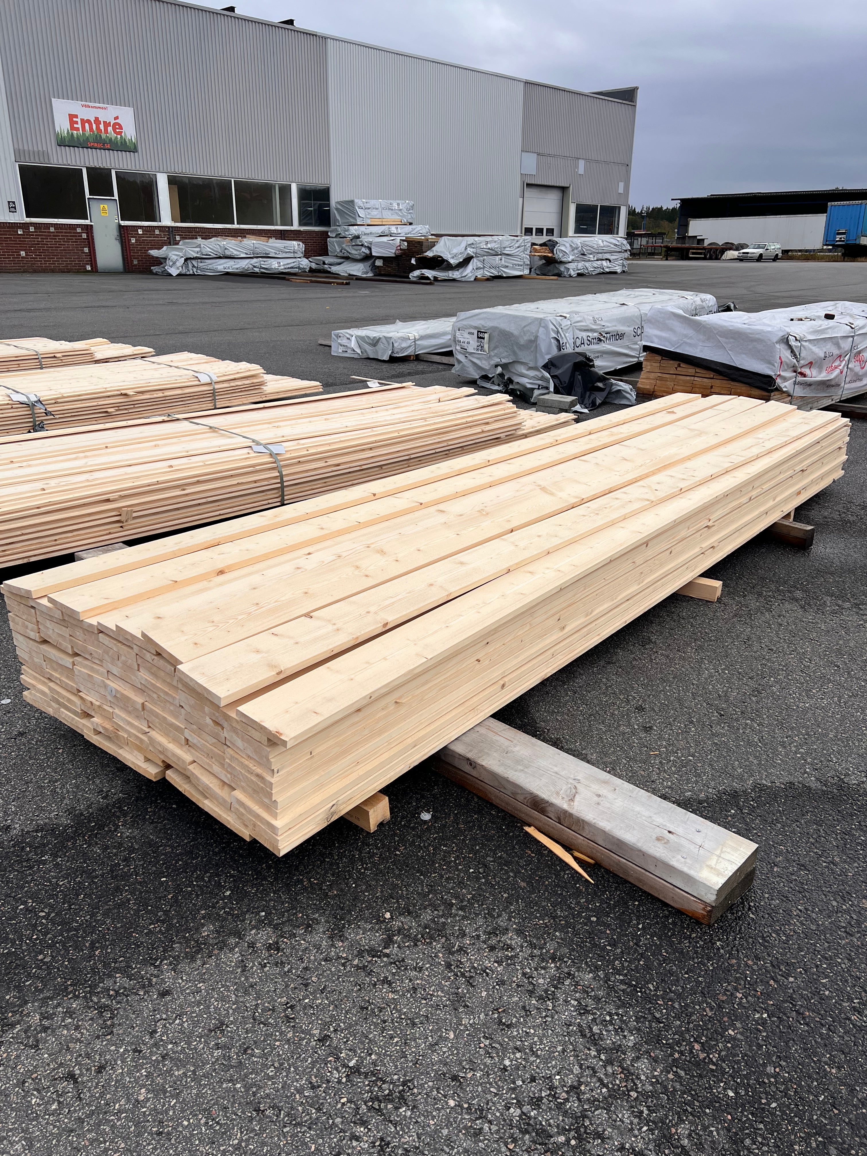 Paket Ytterpanelbräda 22x145mm, 84st- 4.60m (B-sort Felhyvlad)