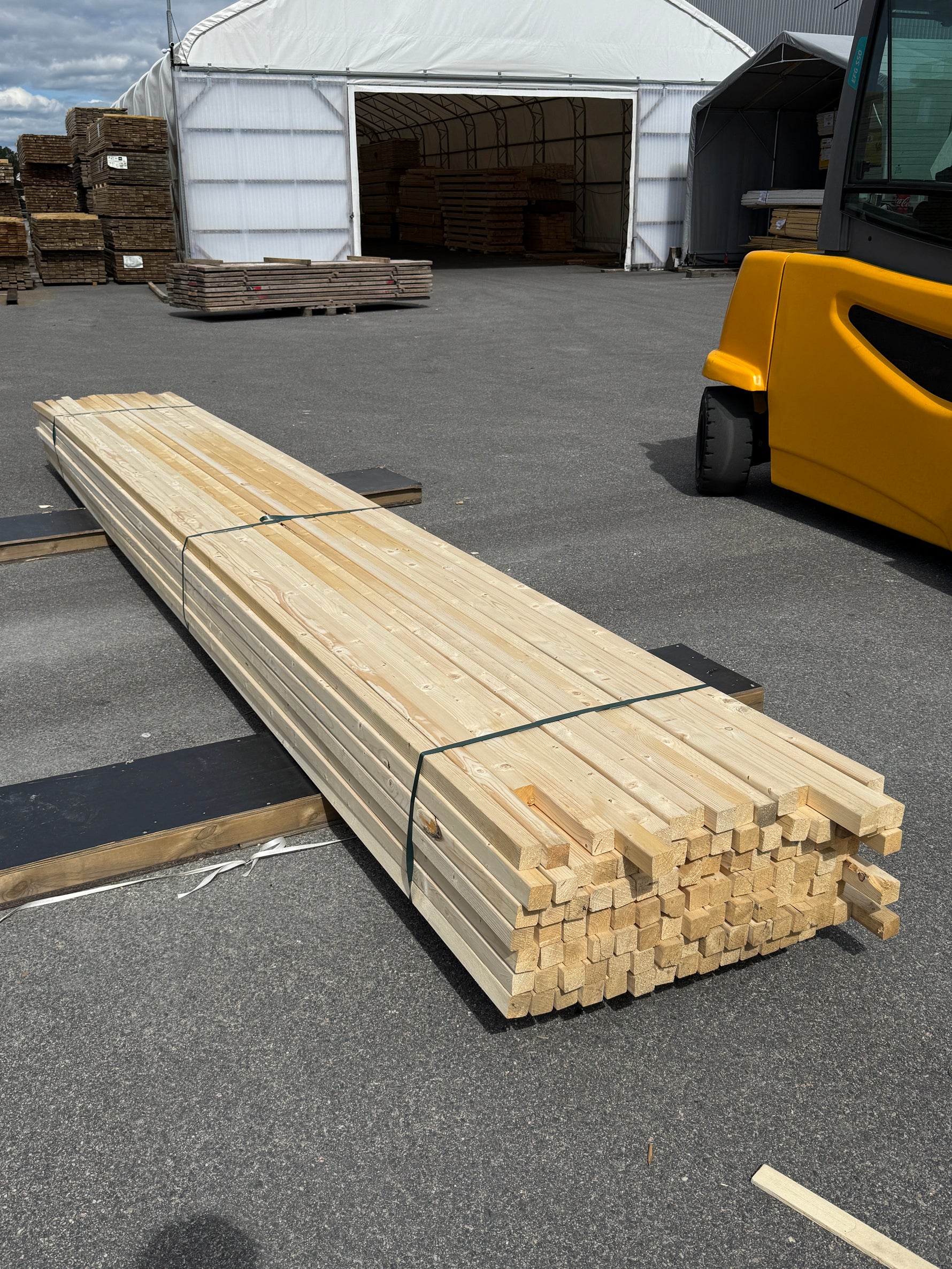 Paket Reglar 45x45 mm – 112 st (5,40 m, Gran)