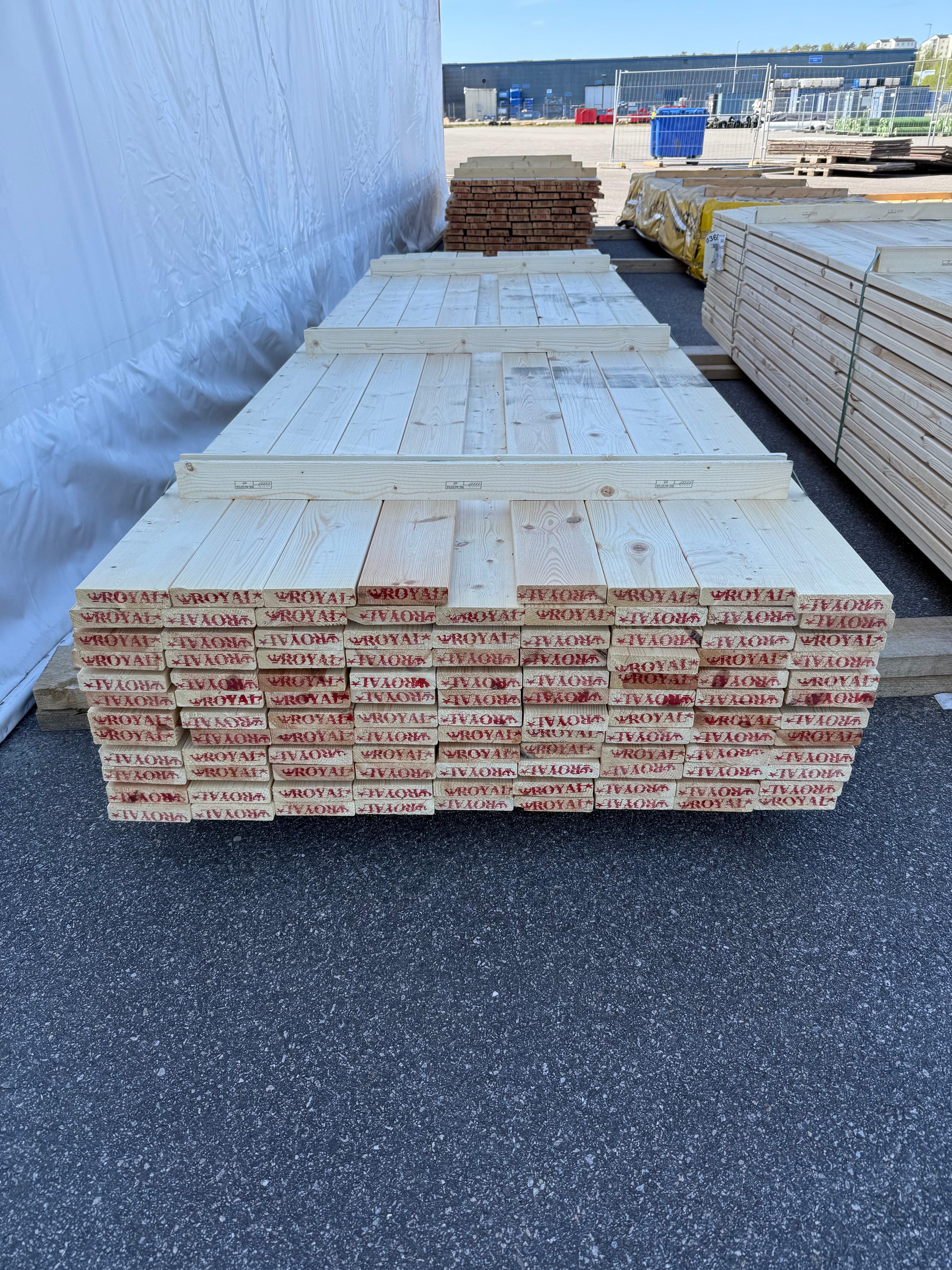 Paket Trall 28x120mm Obehandlad 3.60m 107st