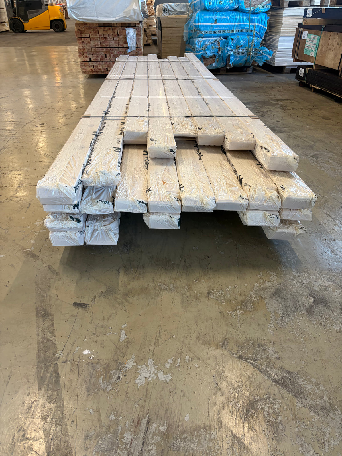 Paket Massivt furugolv 20×135/142 mm – Obehandlat Robust, ca 75 m²