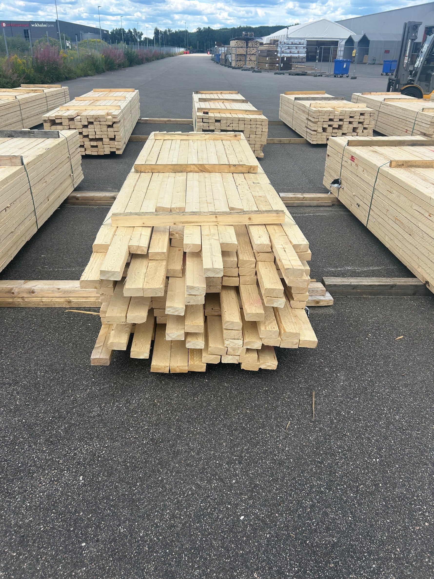 Paket Reglar 45x90mm 2,70-3,90m 144st Ohyvlat