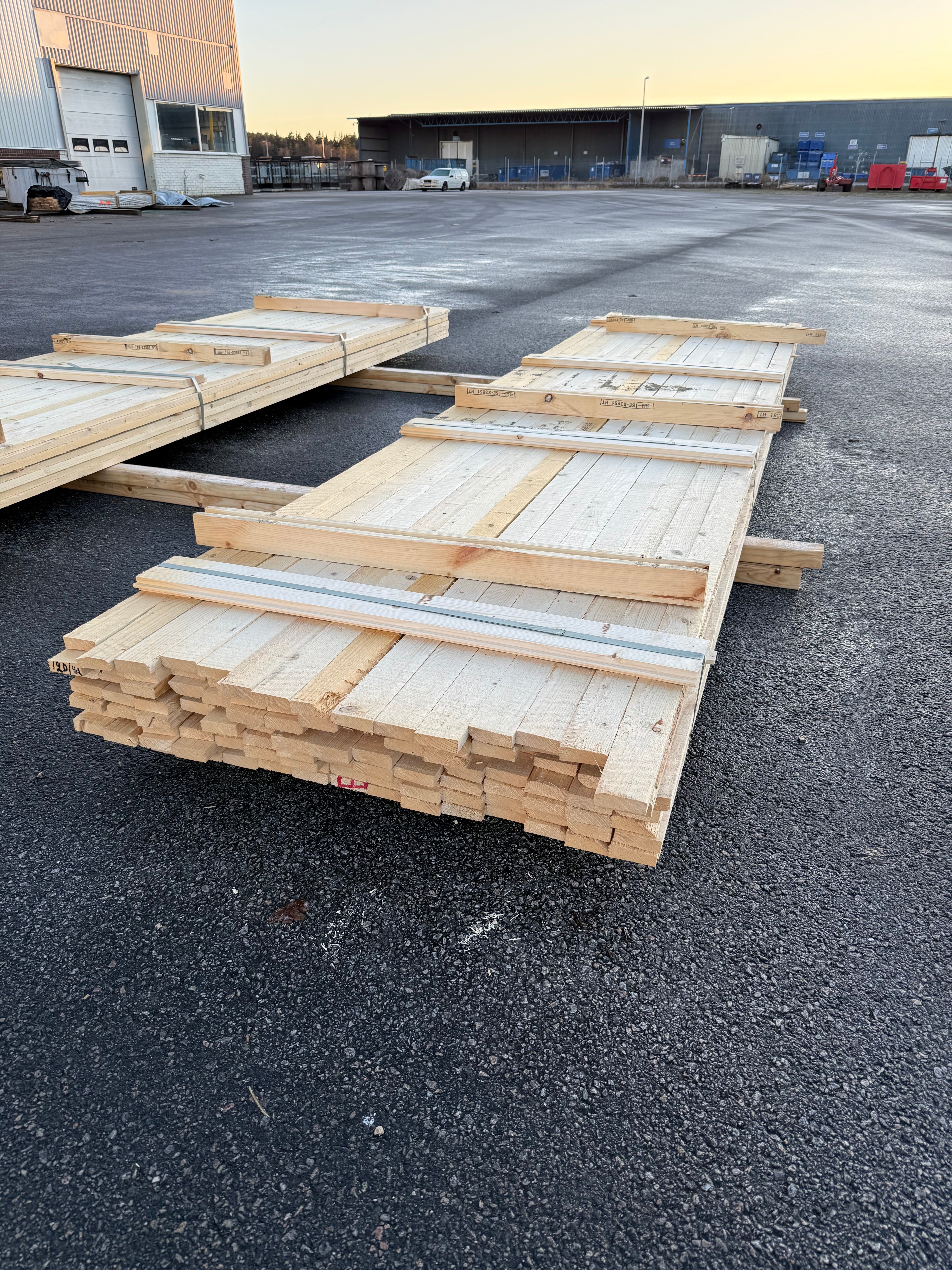 Paket Brädor 19x63mm – 120 st (4,20 m, gran, ohyvlad/råsågad)