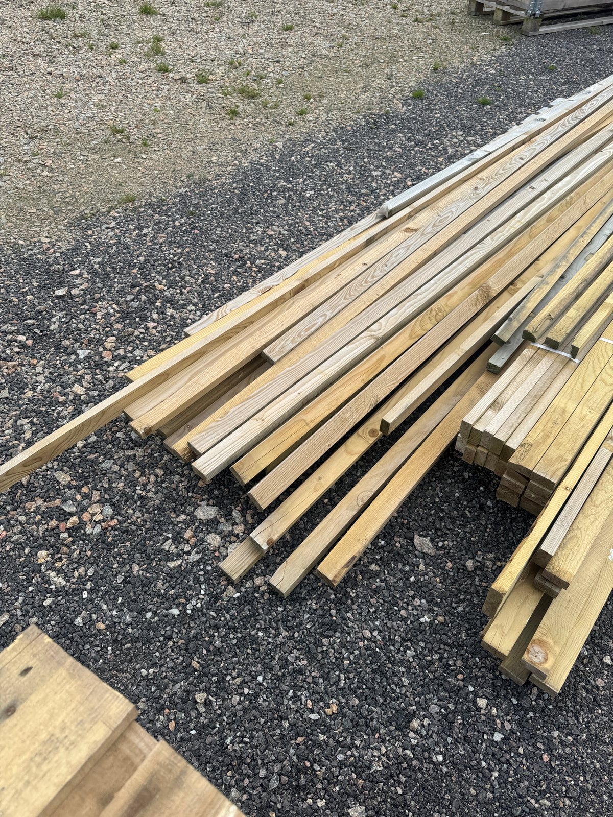 Paket Impregnerad Läkt 25x36/25x48mm – 3,60/4,20/4,80m