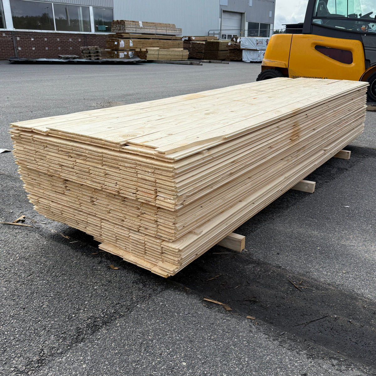Parti Råspont 17x95mm 3.30m 349st (Mögelskadat)