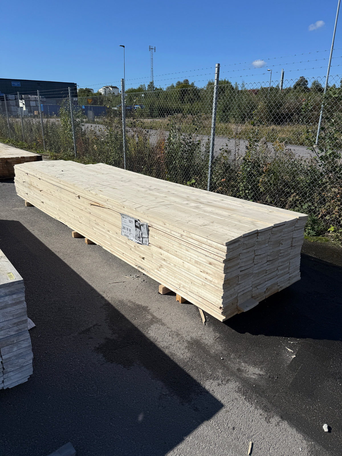 Paket Finsågade Brädor 22x170mm 3,60–4,80m 156st (Andra Sortering)