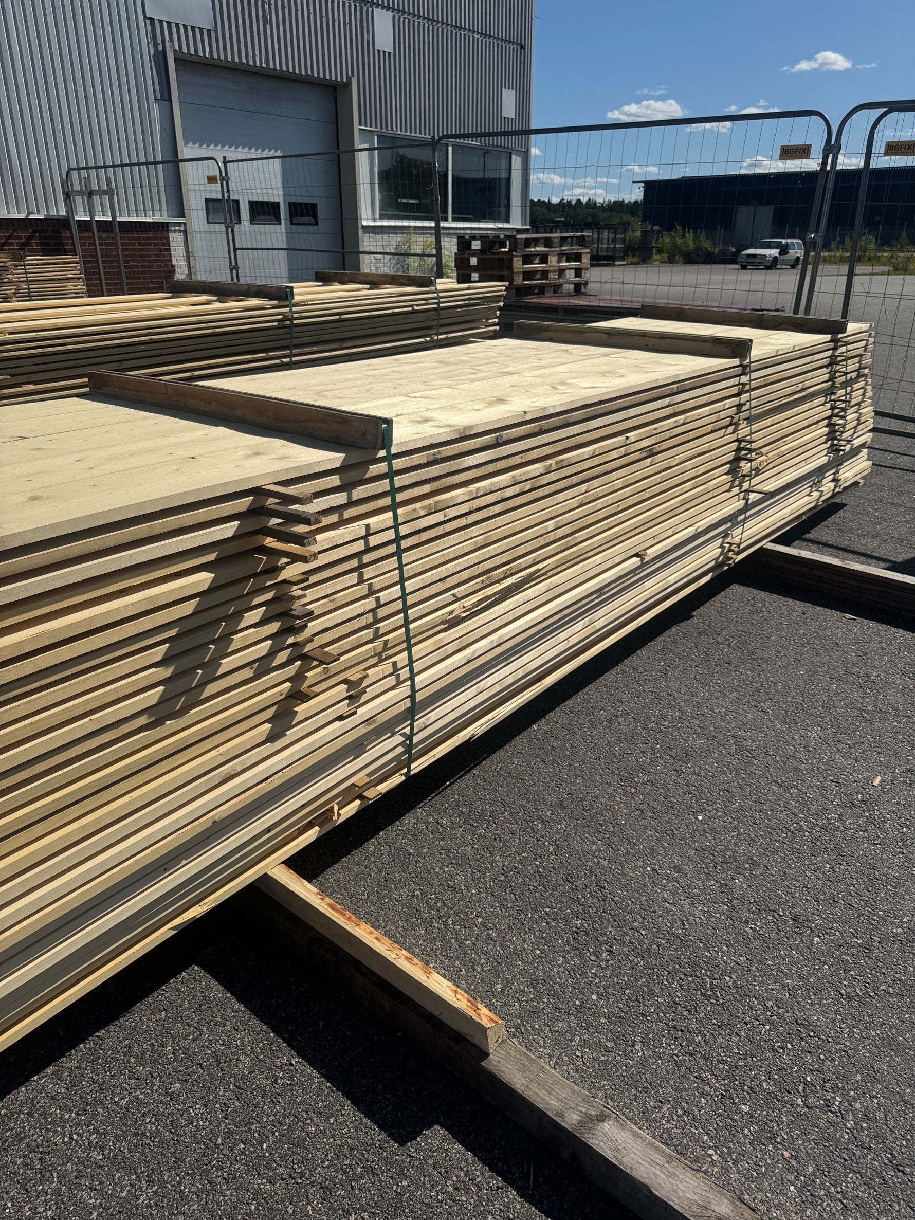Paket Finsågade Brädor 22x195mm 5,40m 125st B-sortering
