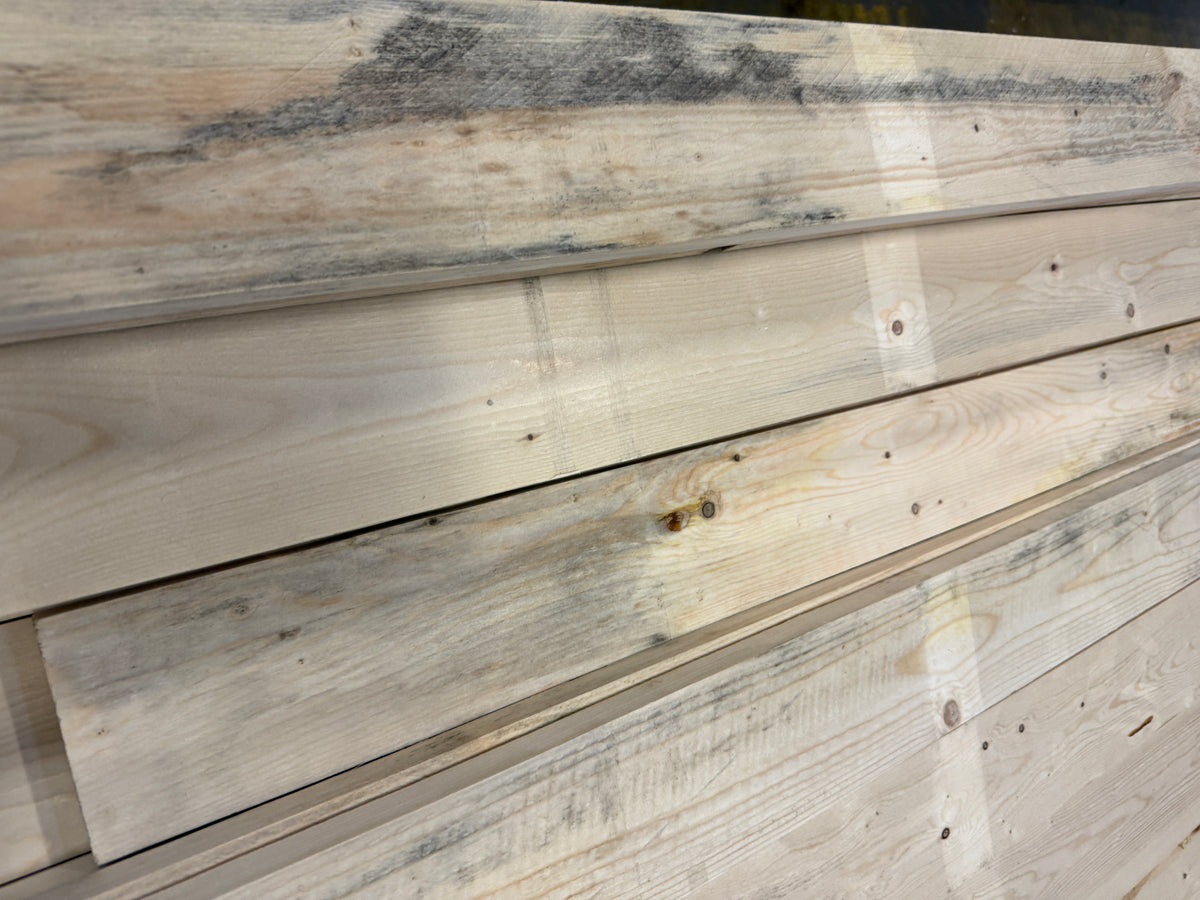 Paket Ohyvlade Brädor 22×95 mm – 3,00 m – 275 st