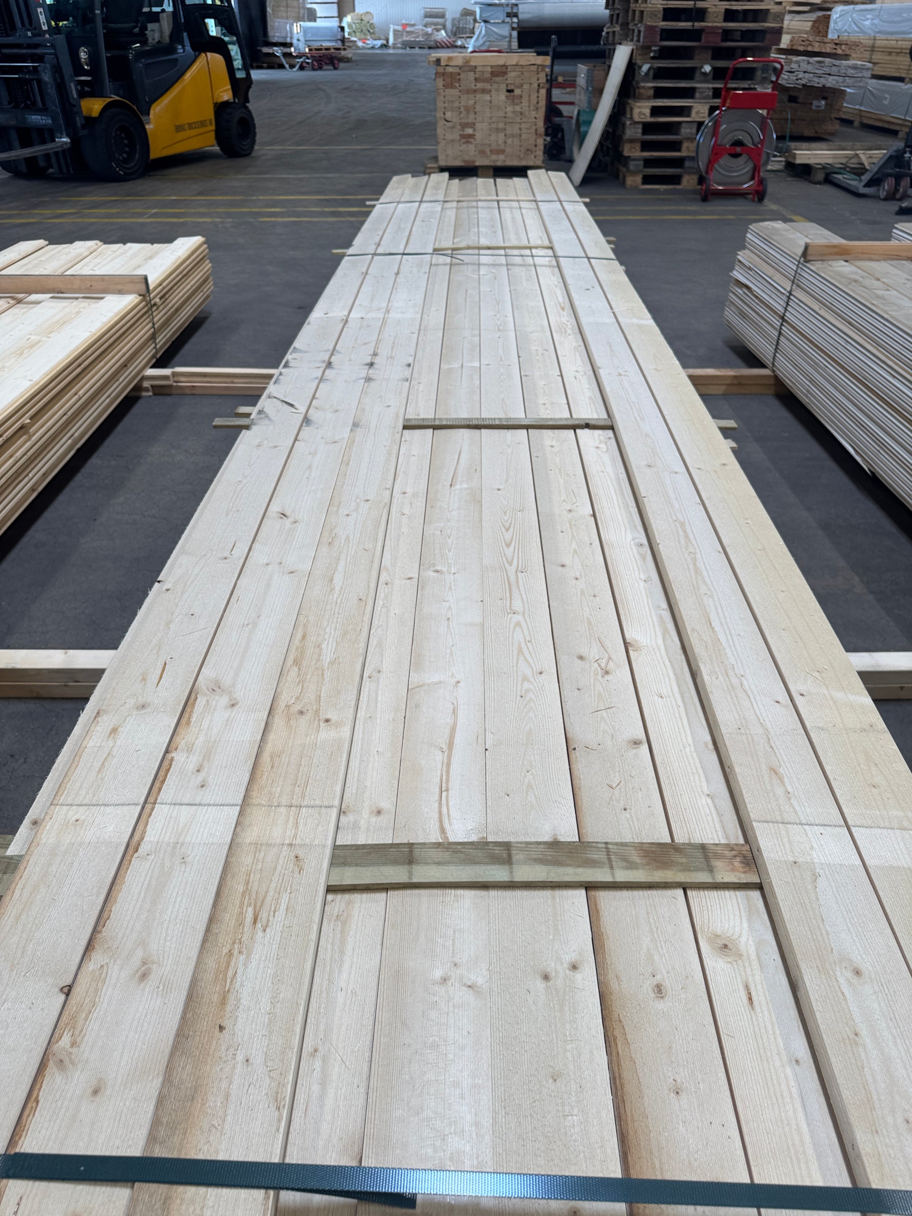 Paket Finsågade Brädor 22x95mm 5,40m – 195 st Väderbitna