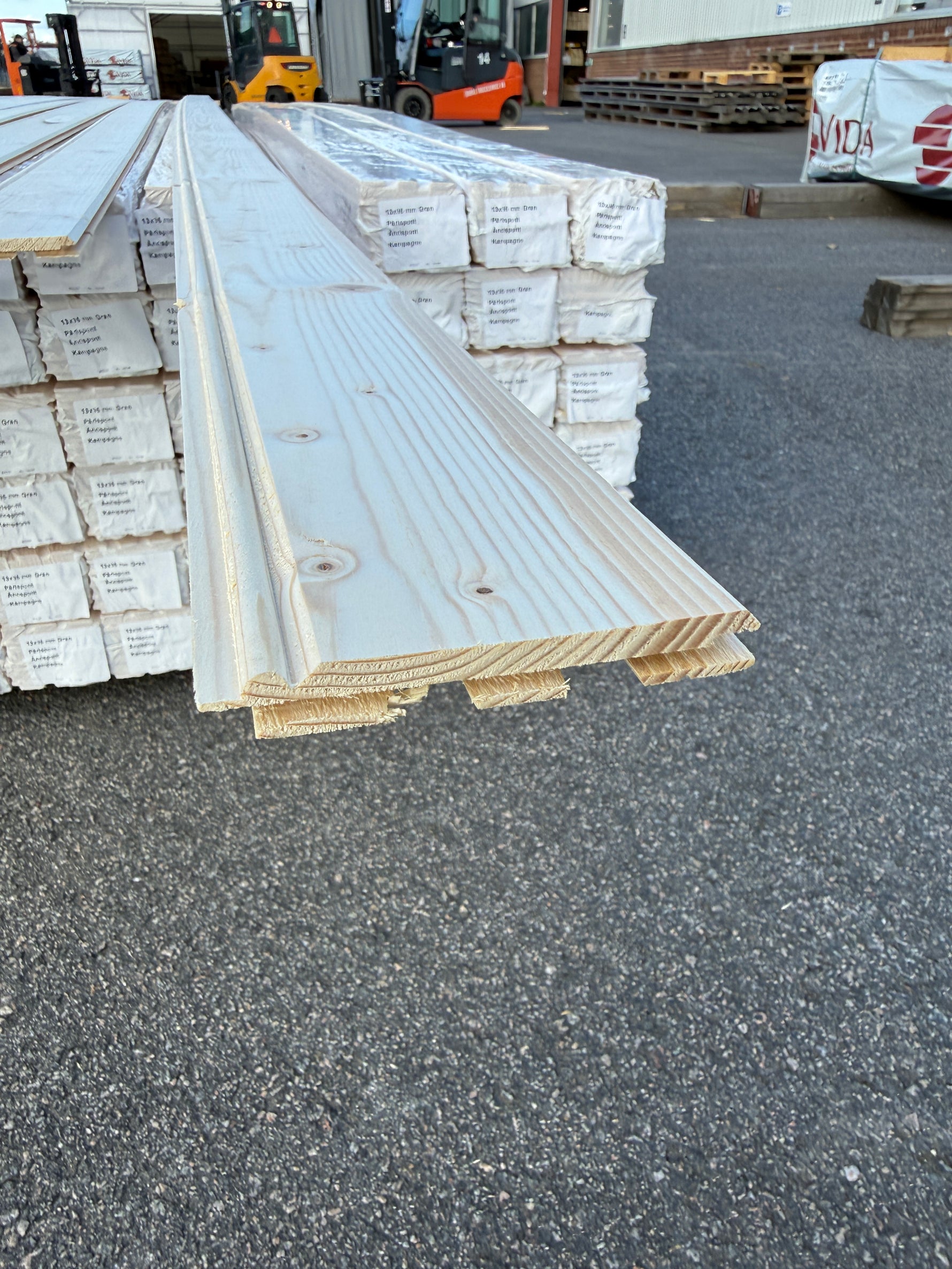 Pärlspont 13x95mm Gran (säljs per bunt)