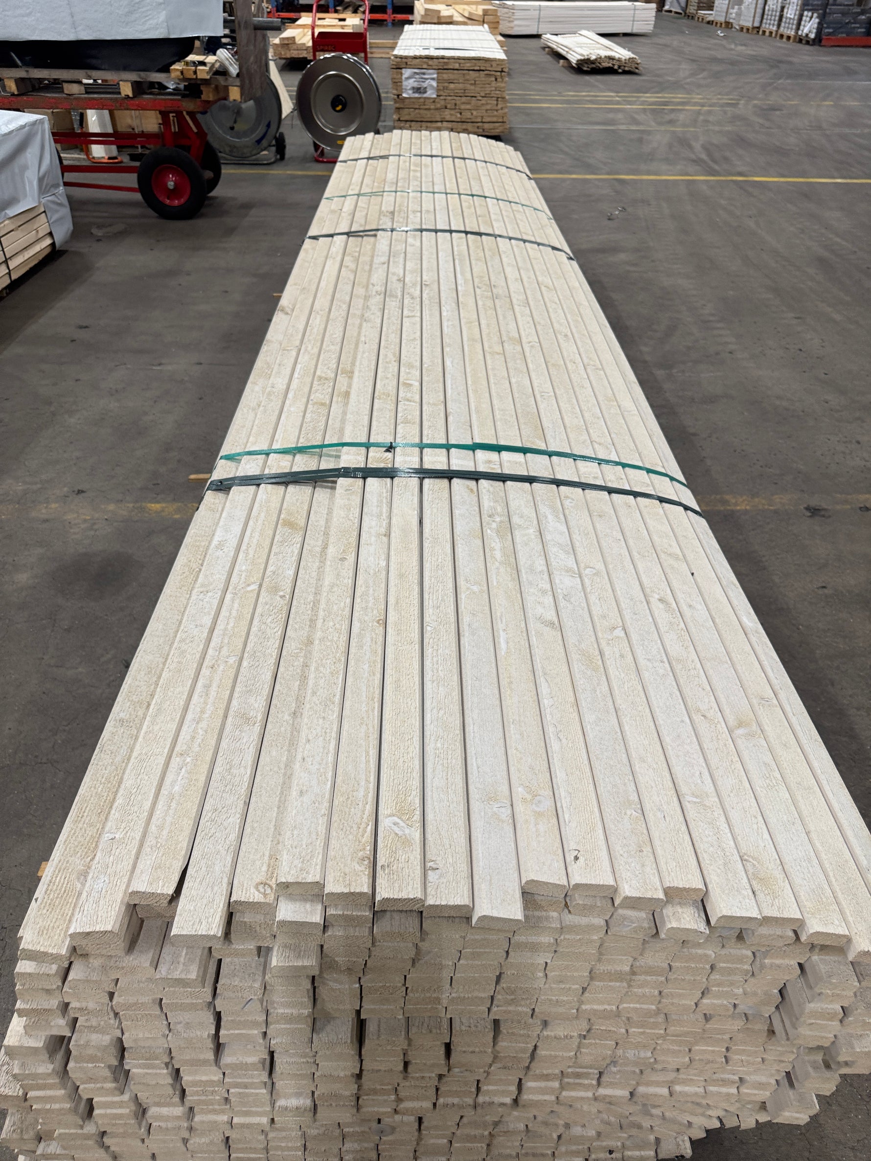 Paket Lockläkt 22x45mm, 489st 4.2m- Grundmålad