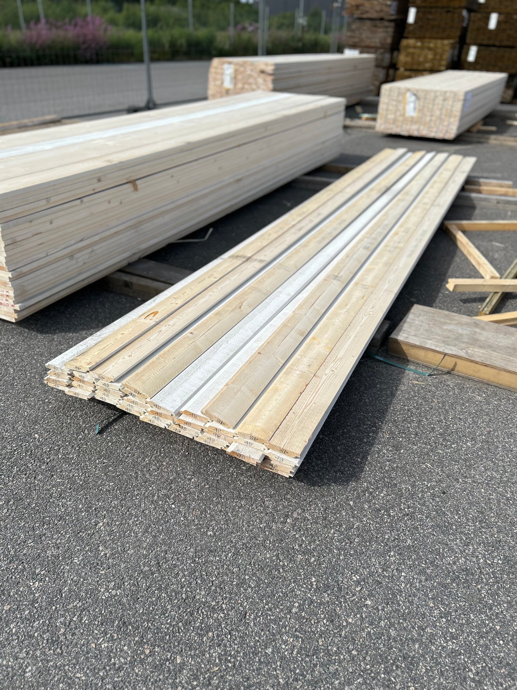Paket Dubbelfas Halvspont 22x120mm 4,80m 42st Grundmålad